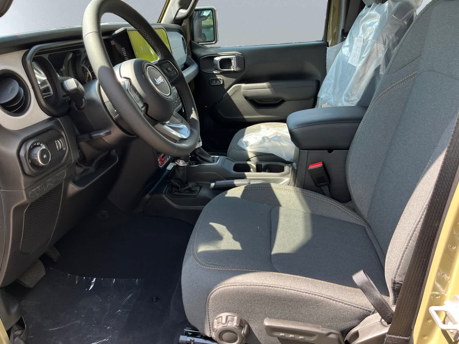 new 2025 Jeep Wrangler car, priced at $53,075