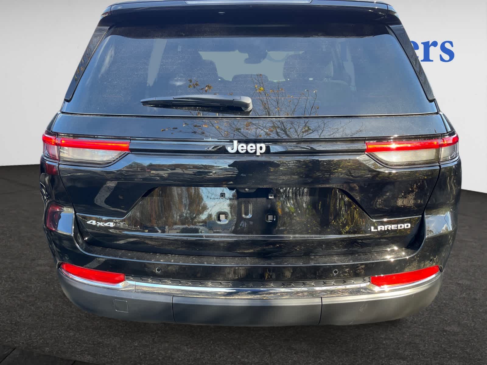 new 2025 Jeep Grand Cherokee car, priced at $38,275