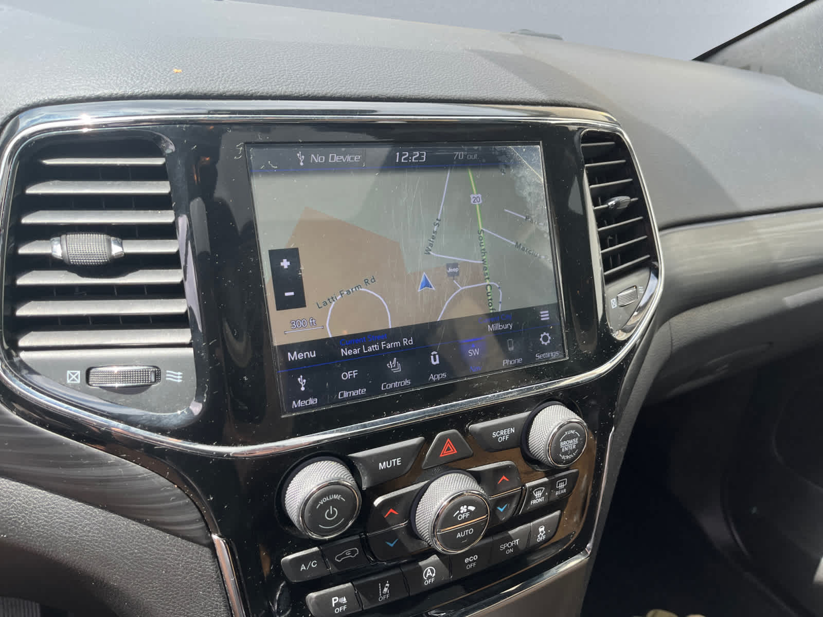used 2021 Jeep Grand Cherokee car, priced at $25,987