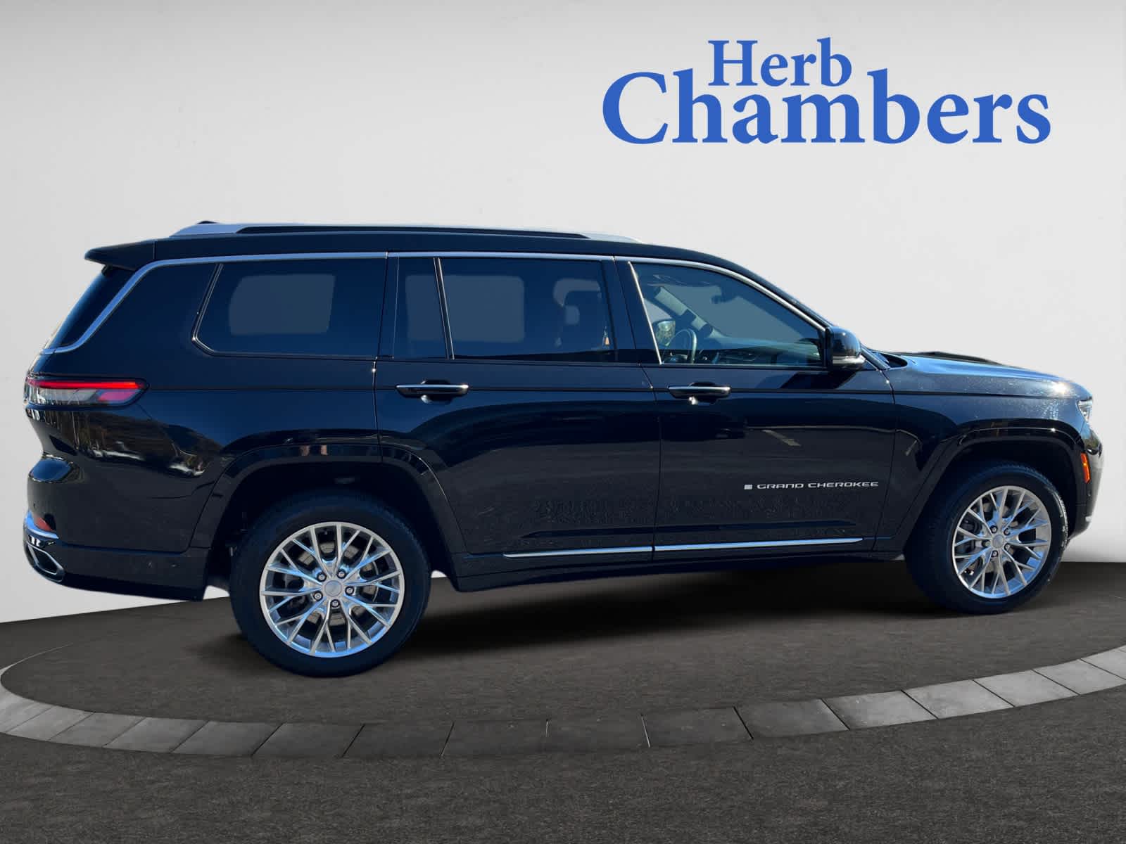 used 2021 Jeep Grand Cherokee L car, priced at $32,627