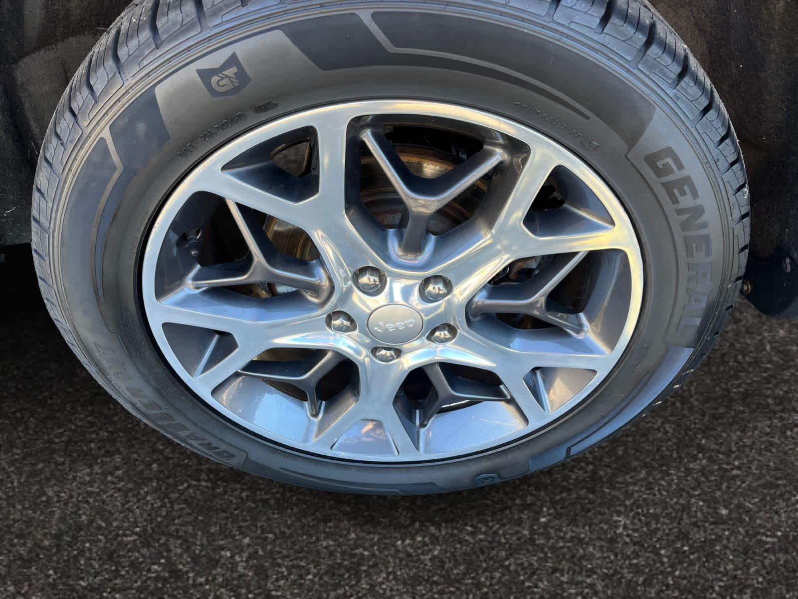used 2019 Jeep Grand Cherokee car, priced at $22,494