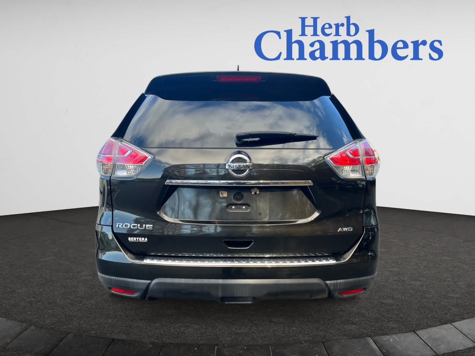 used 2016 Nissan Rogue car, priced at $11,375