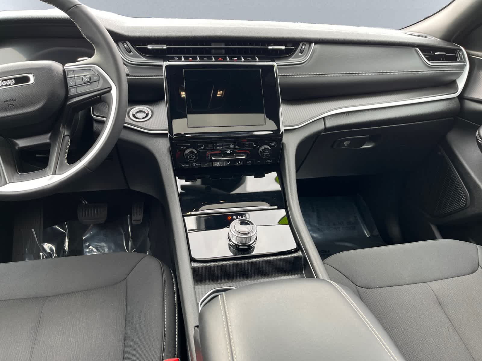 used 2024 Jeep Grand Cherokee car, priced at $32,280