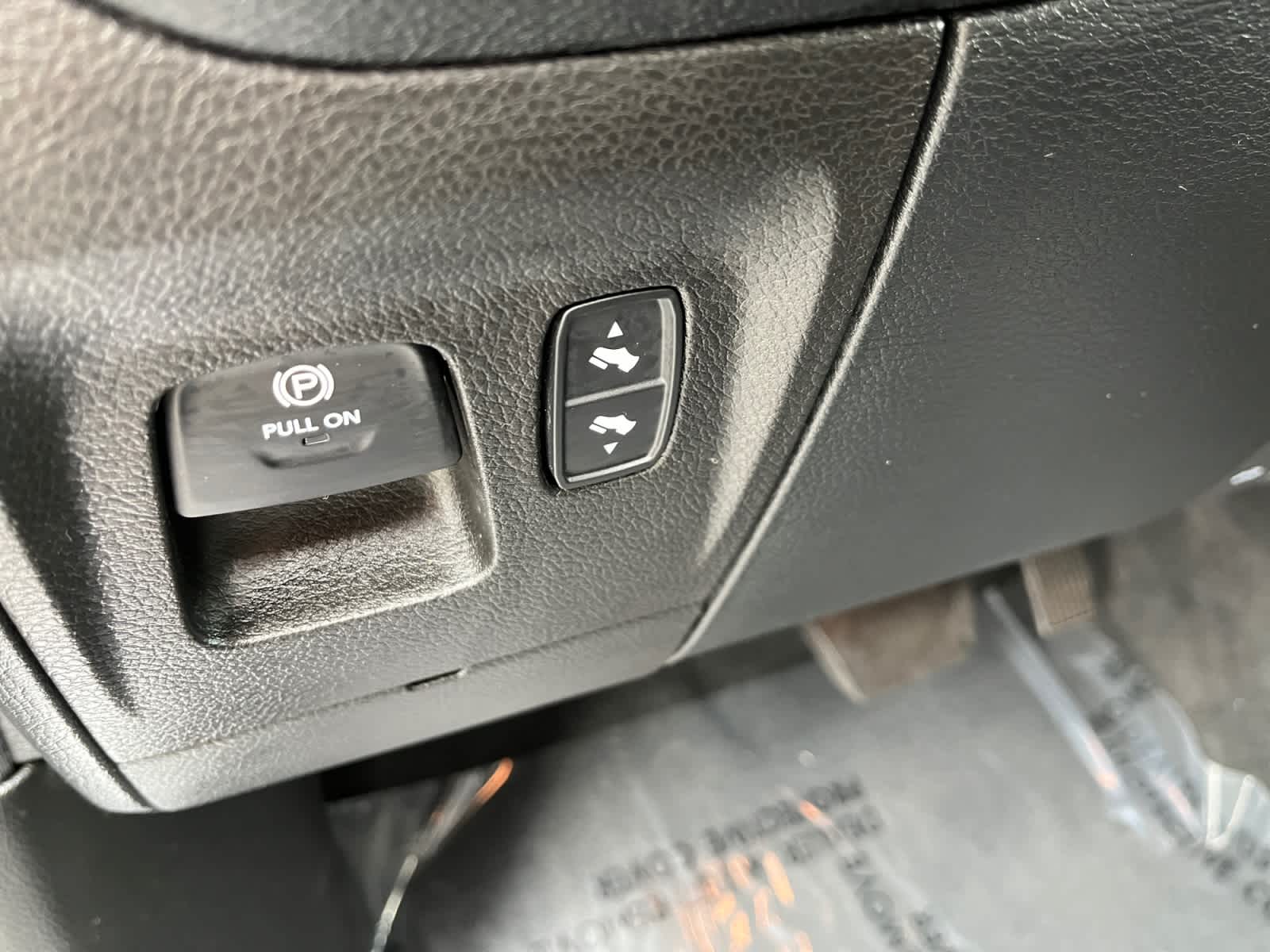 used 2022 Ram 1500 car, priced at $35,864