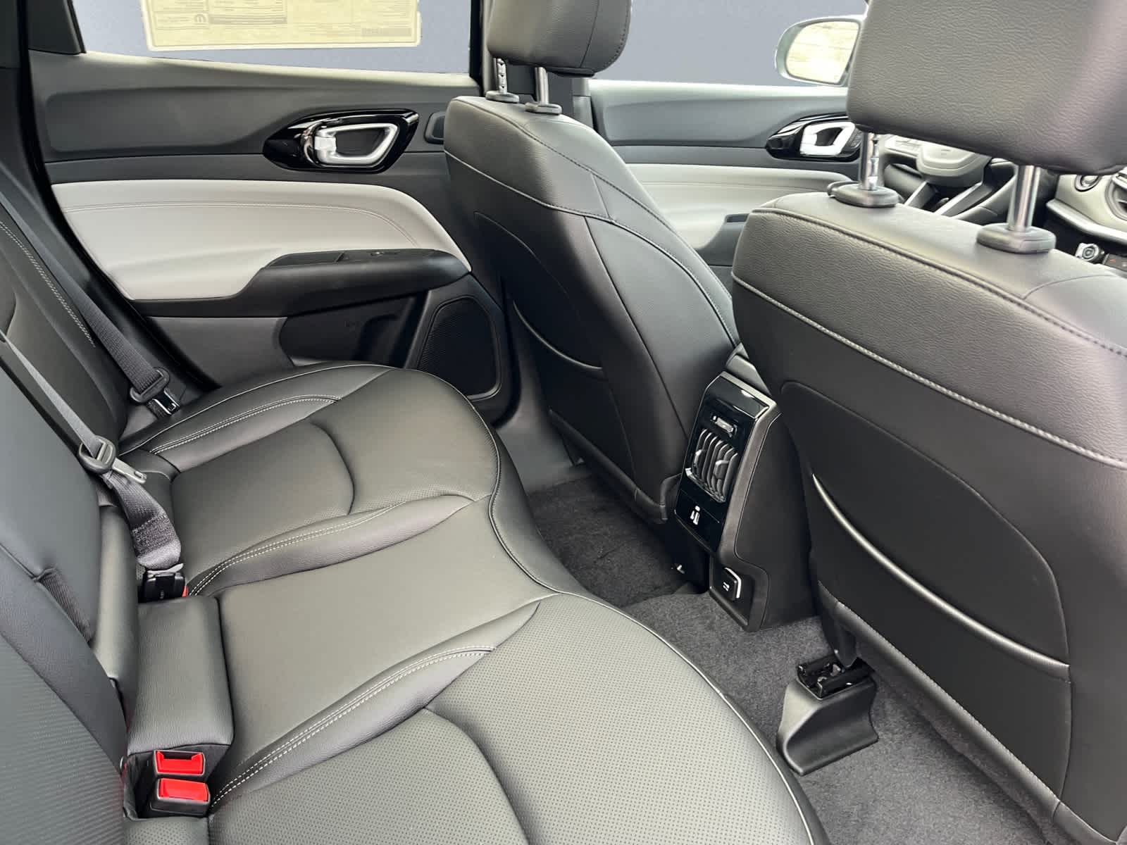 new 2025 Jeep Compass car, priced at $41,385