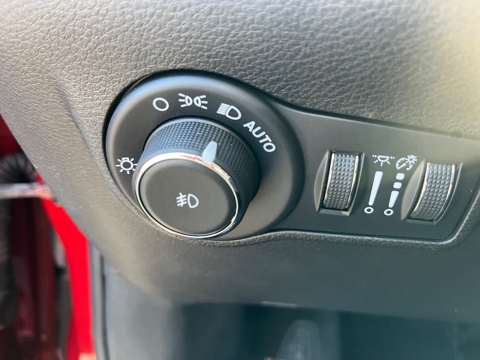 used 2025 Jeep Compass car, priced at $28,216