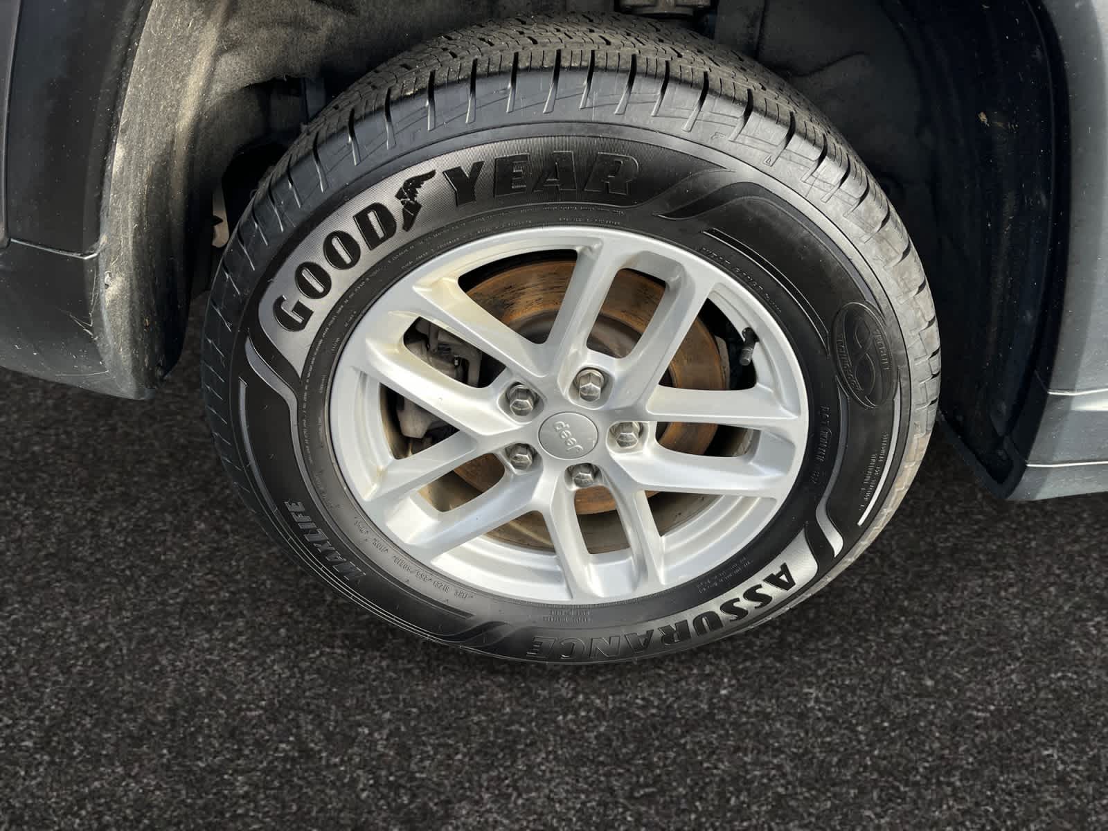 used 2021 Jeep Grand Cherokee L car, priced at $22,776