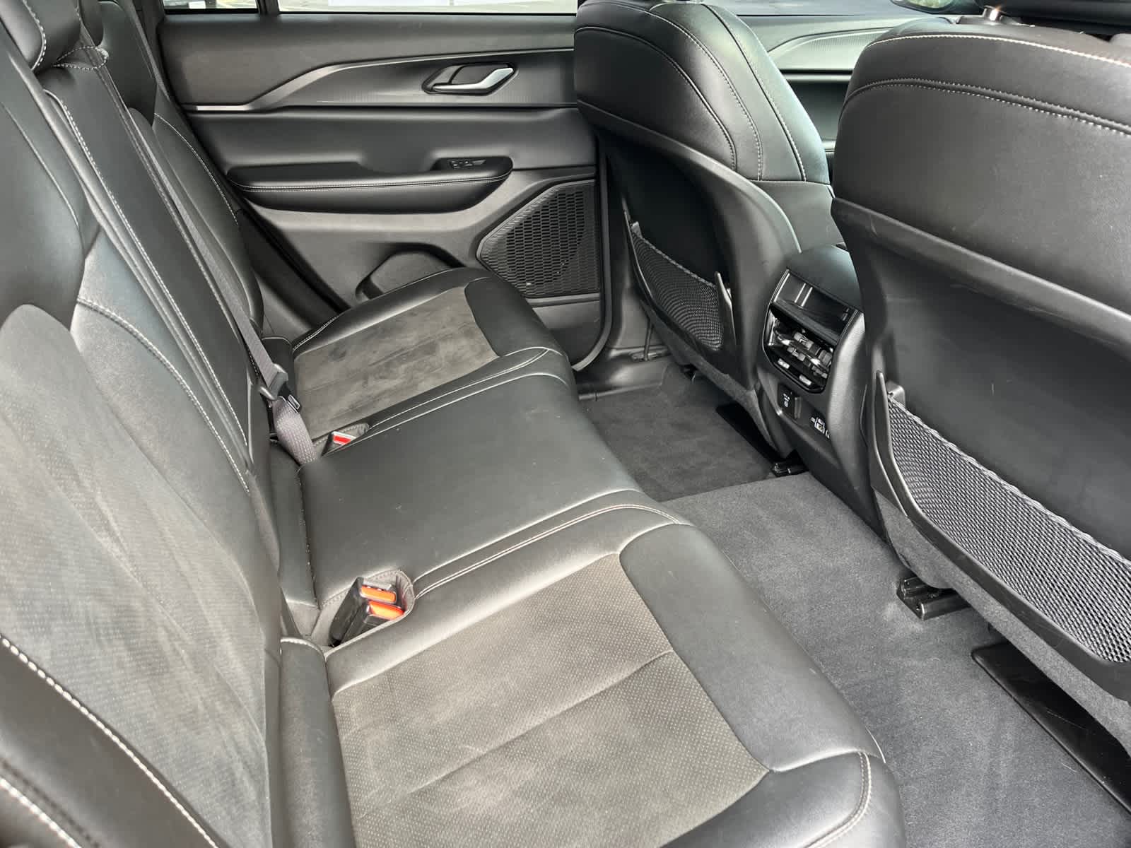 used 2024 Jeep Grand Cherokee car, priced at $35,487