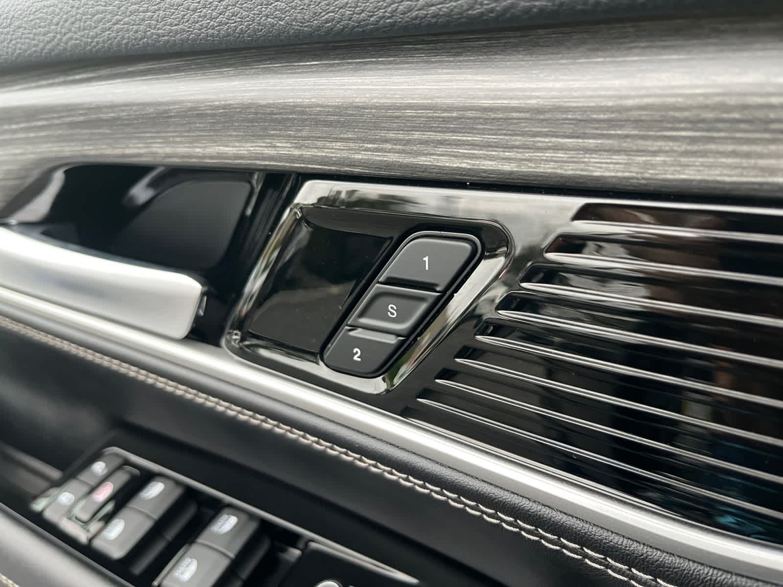 used 2024 Jeep Wagoneer car, priced at $56,996