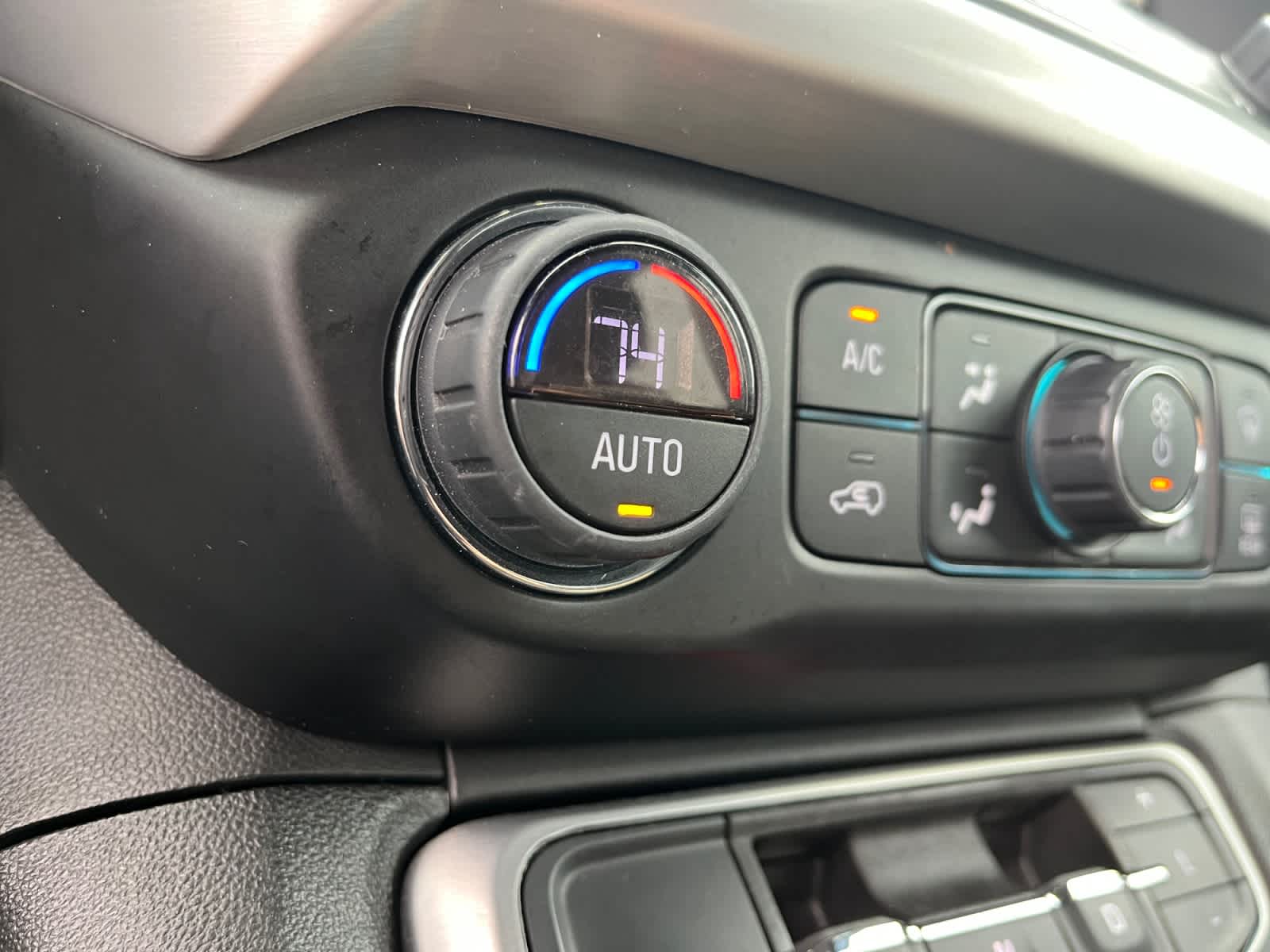 used 2022 GMC Acadia car, priced at $26,115