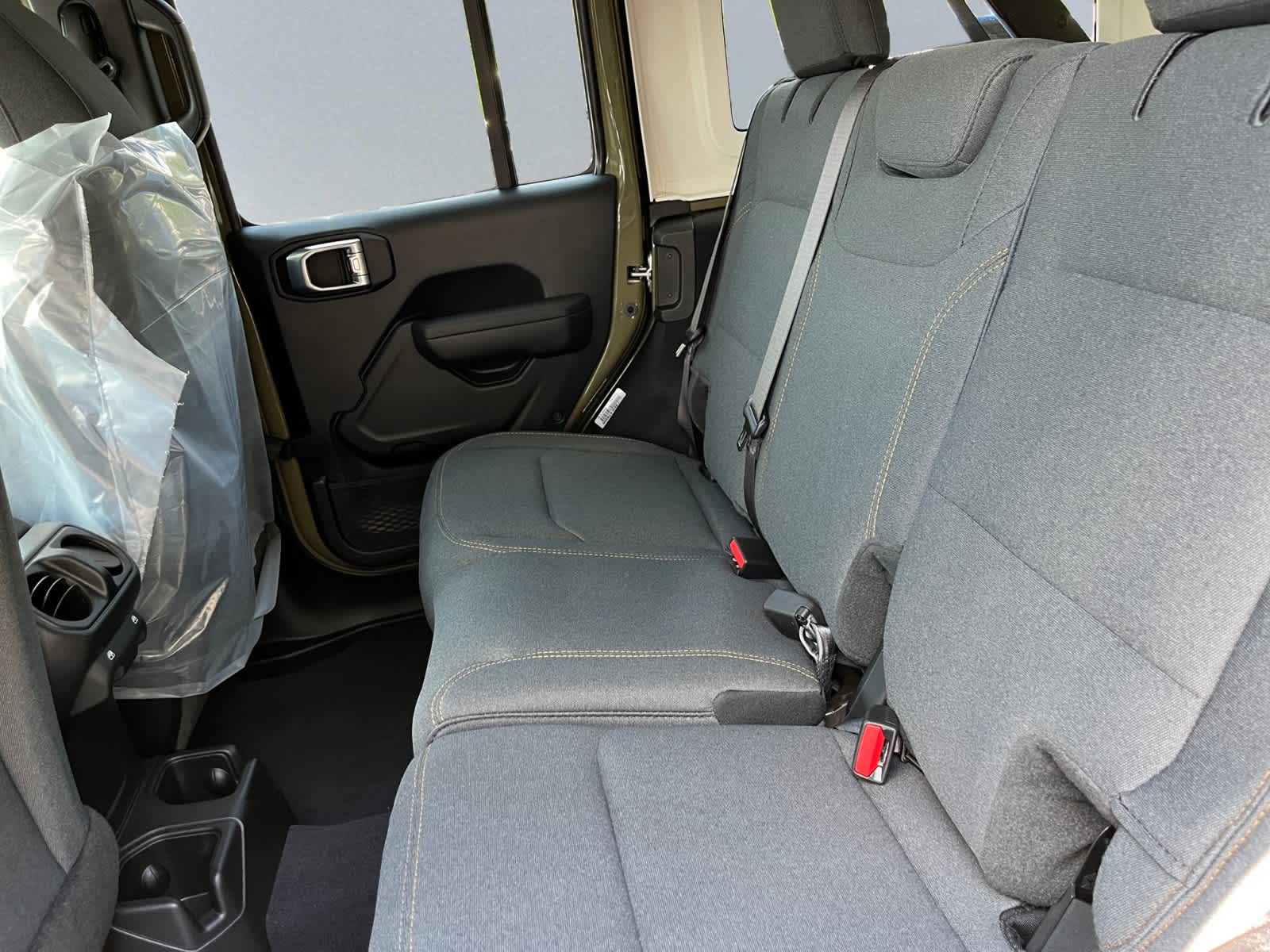 new 2025 Jeep Wrangler car, priced at $53,075