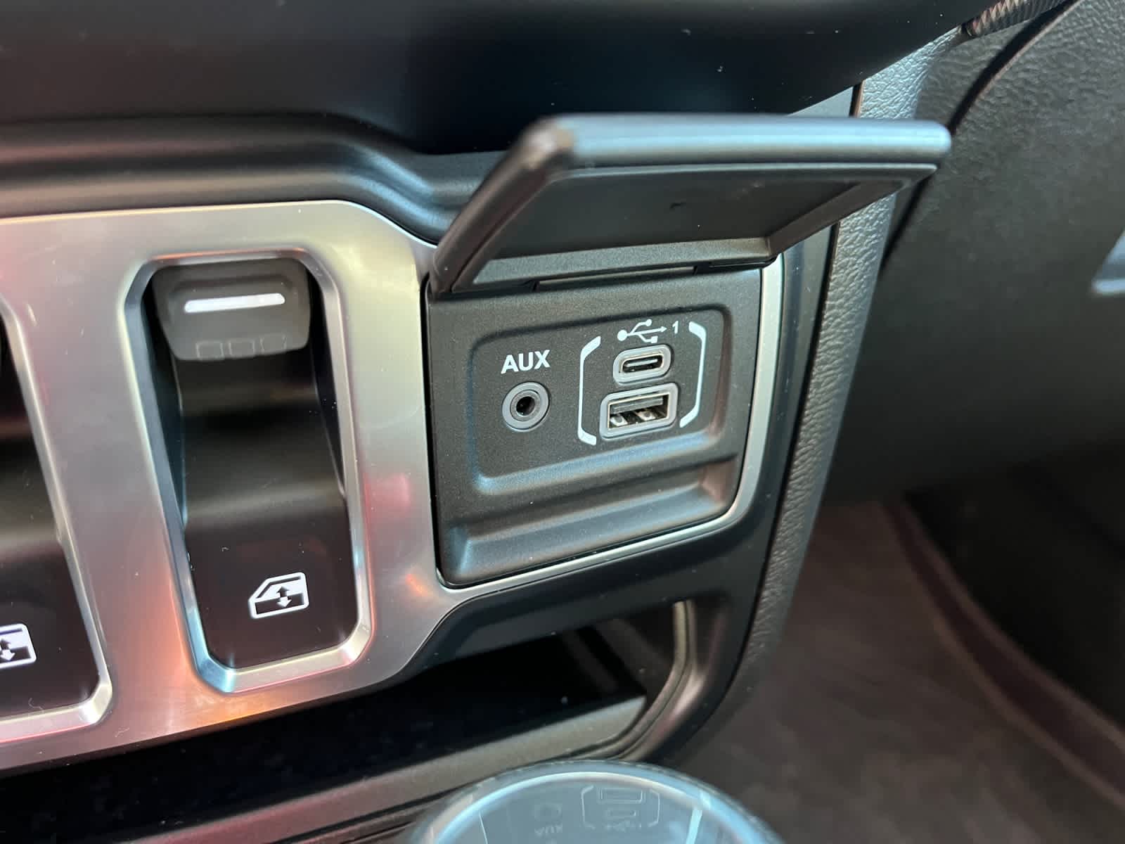 used 2023 Jeep Wrangler car, priced at $36,363