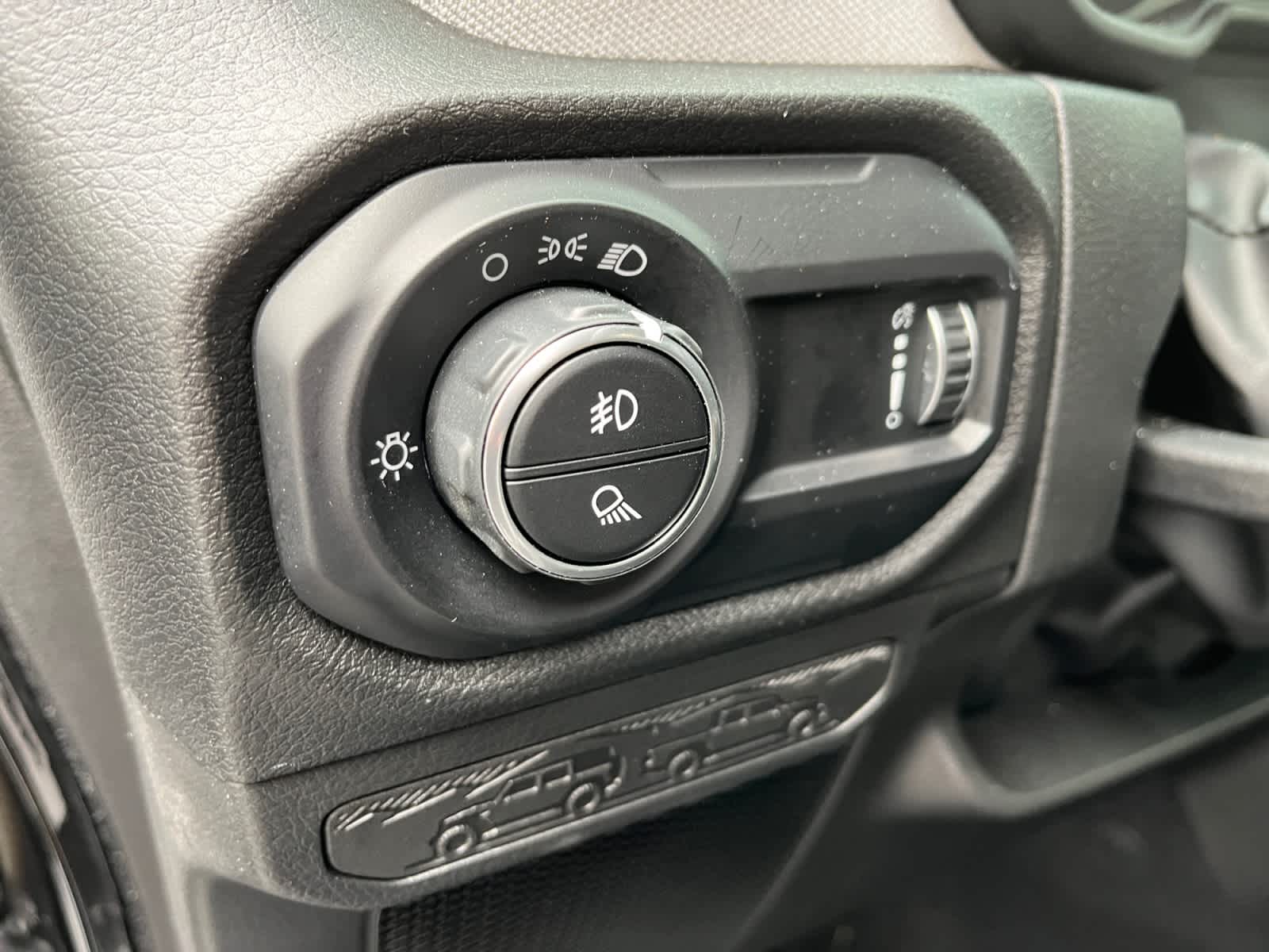 used 2025 Jeep Gladiator car, priced at $39,724