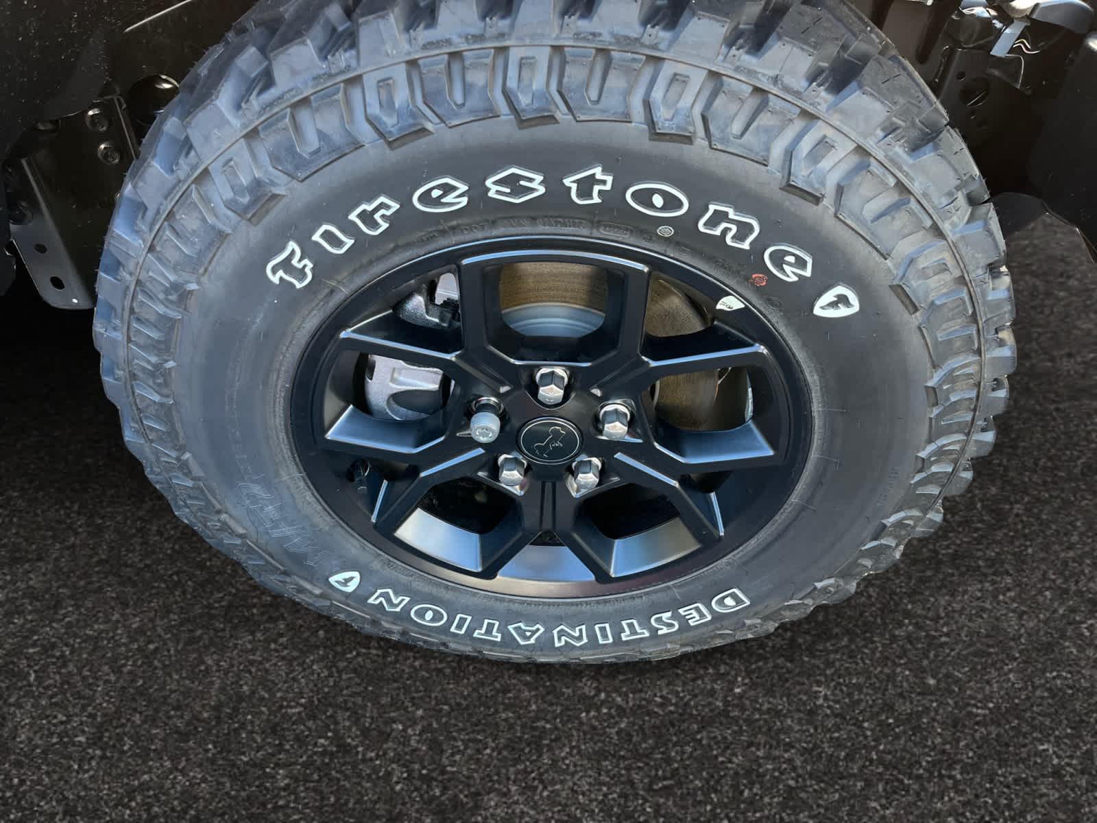 new 2025 Jeep Gladiator car, priced at $52,790