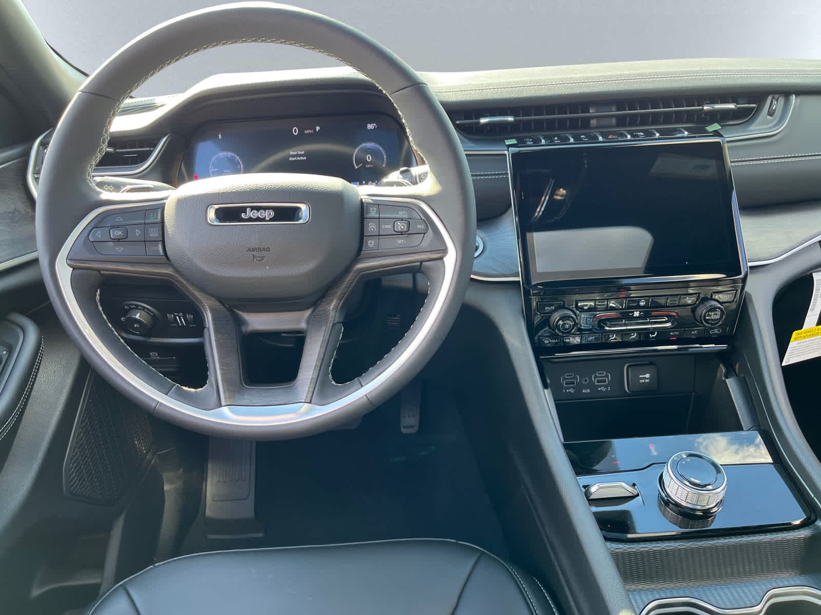 new 2025 Jeep Grand Cherokee car, priced at $50,535