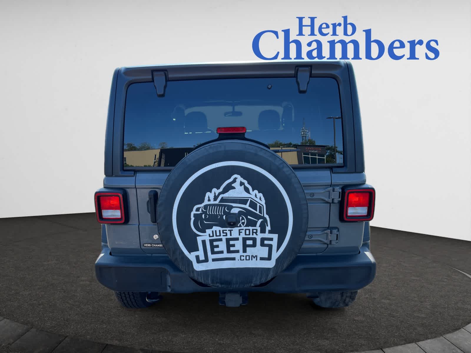 used 2018 Jeep Wrangler Unlimited car, priced at $20,487