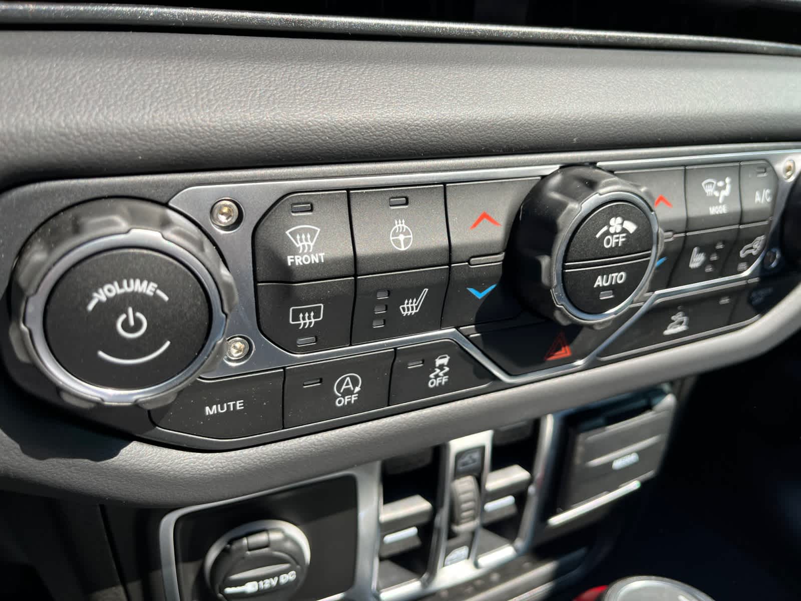 new 2025 Jeep Wrangler car, priced at $56,125