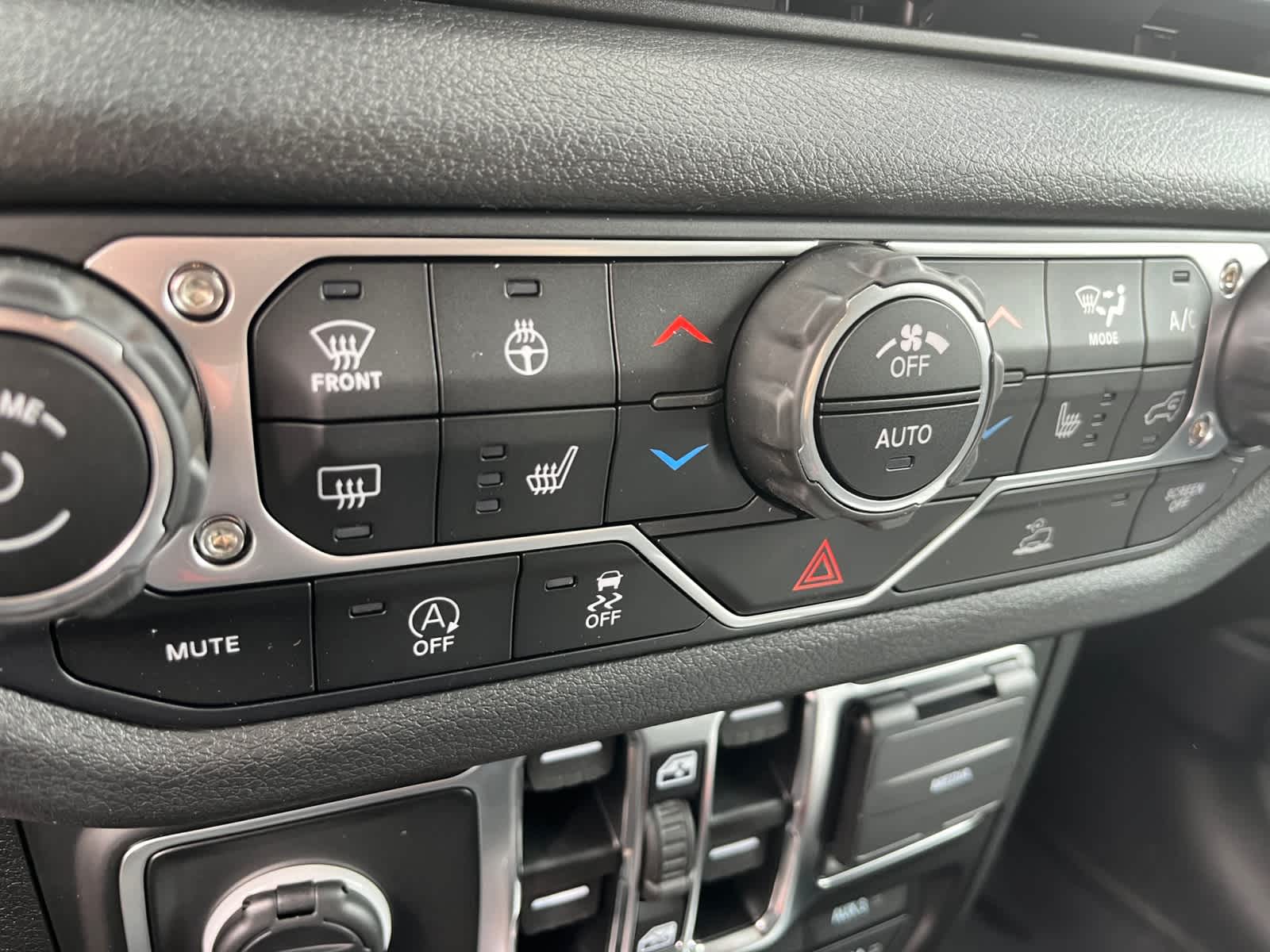 new 2025 Jeep Wrangler car, priced at $49,825