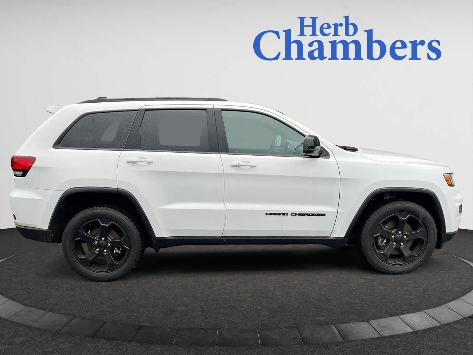used 2021 Jeep Grand Cherokee car, priced at $25,487