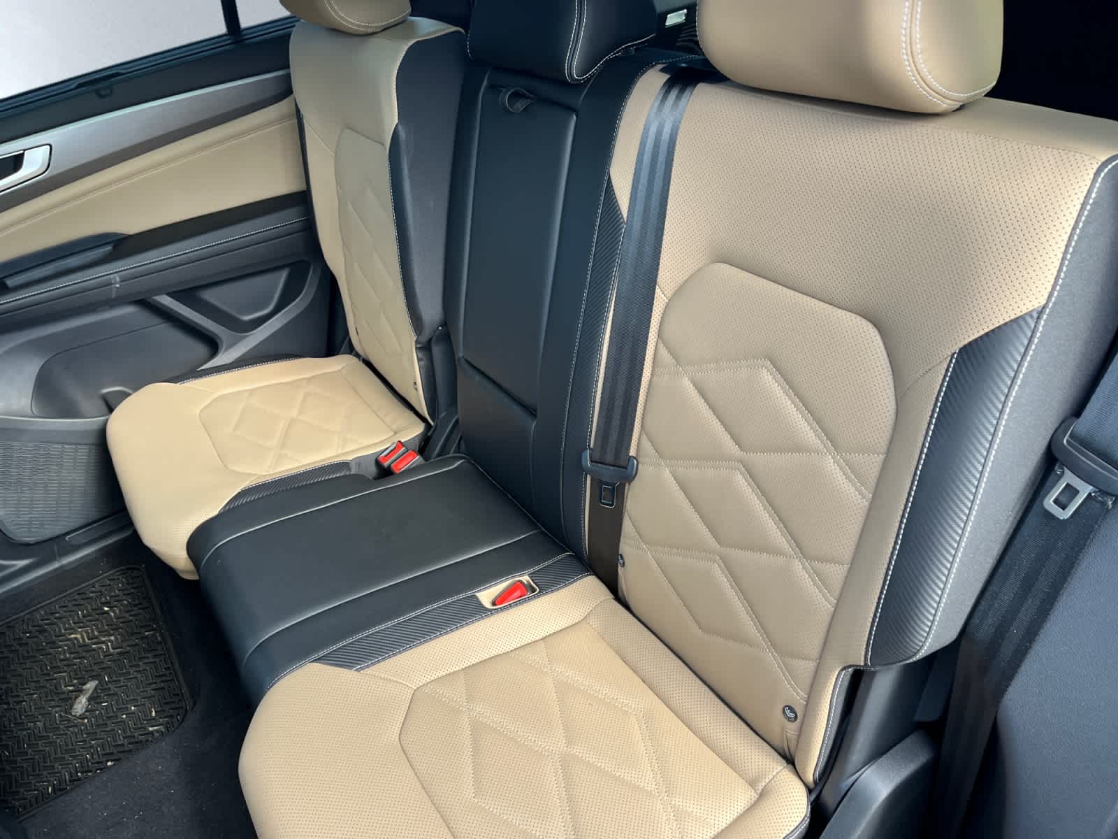 used 2024 Volkswagen Atlas Cross Sport car, priced at $31,194