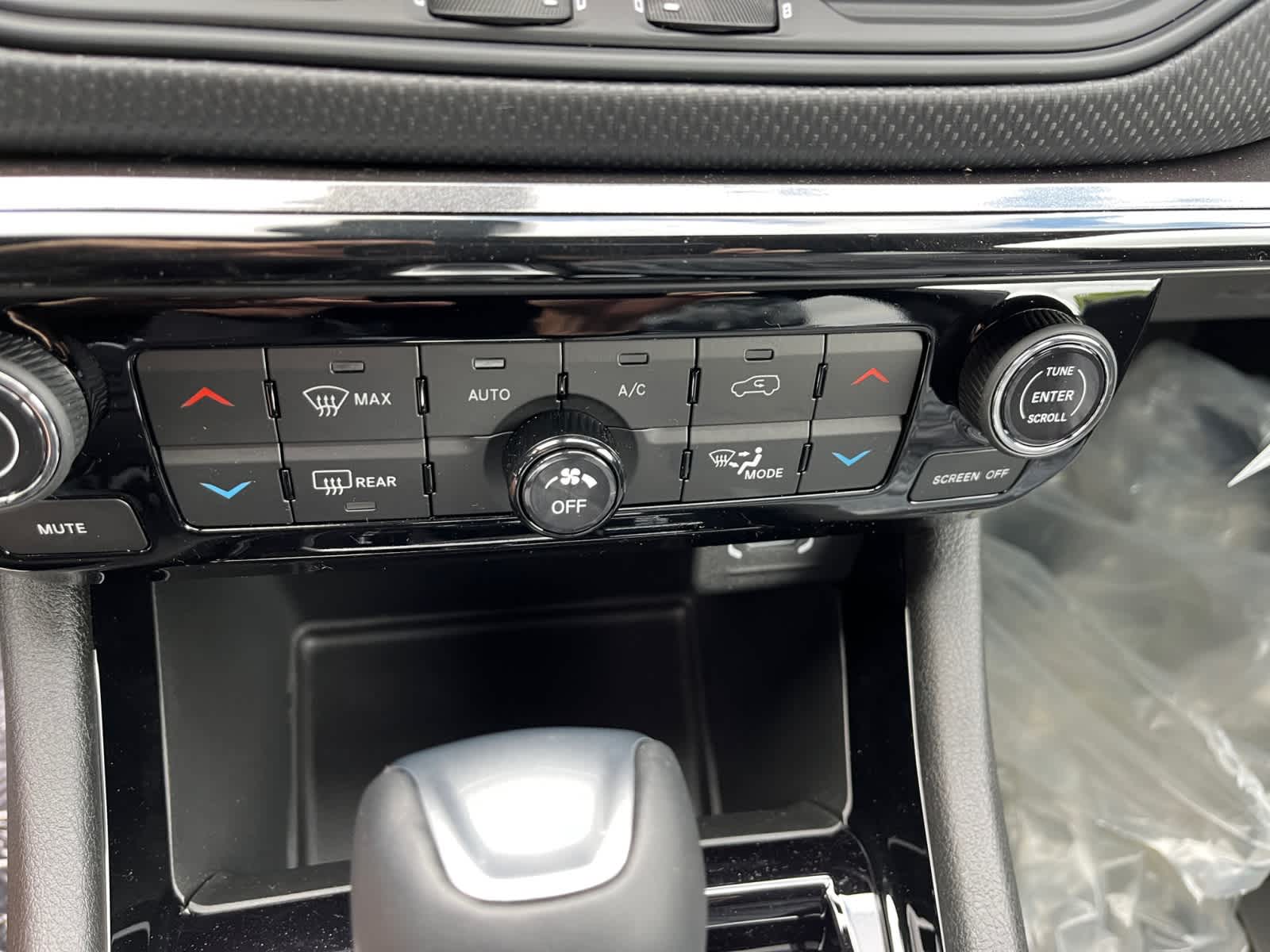 new 2025 Jeep Compass car, priced at $40,105