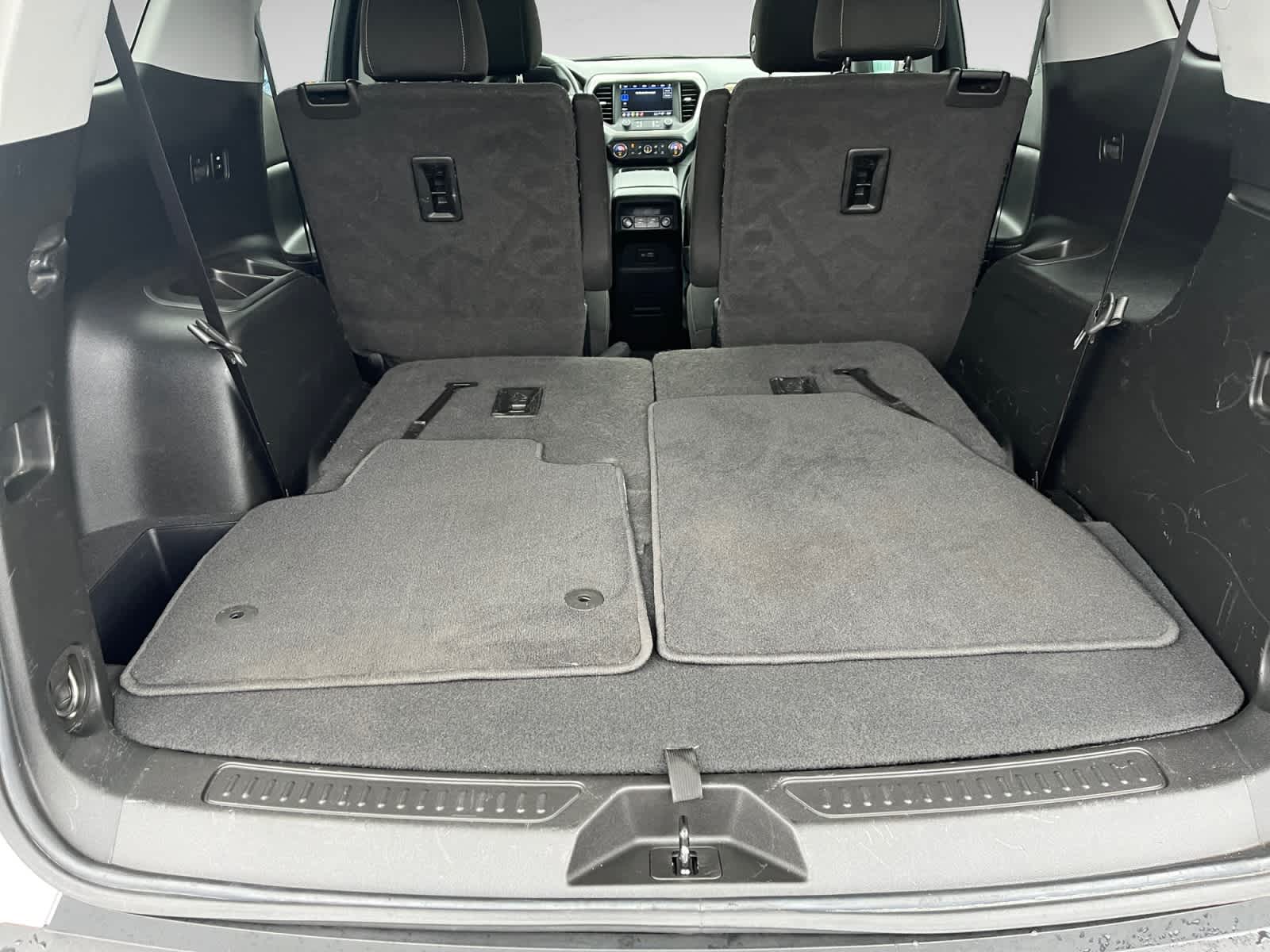 used 2022 GMC Acadia car, priced at $26,115