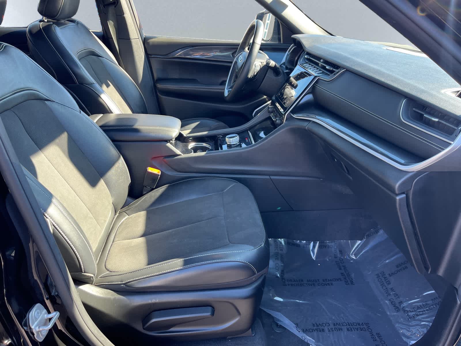 used 2022 Jeep Grand Cherokee car, priced at $30,886