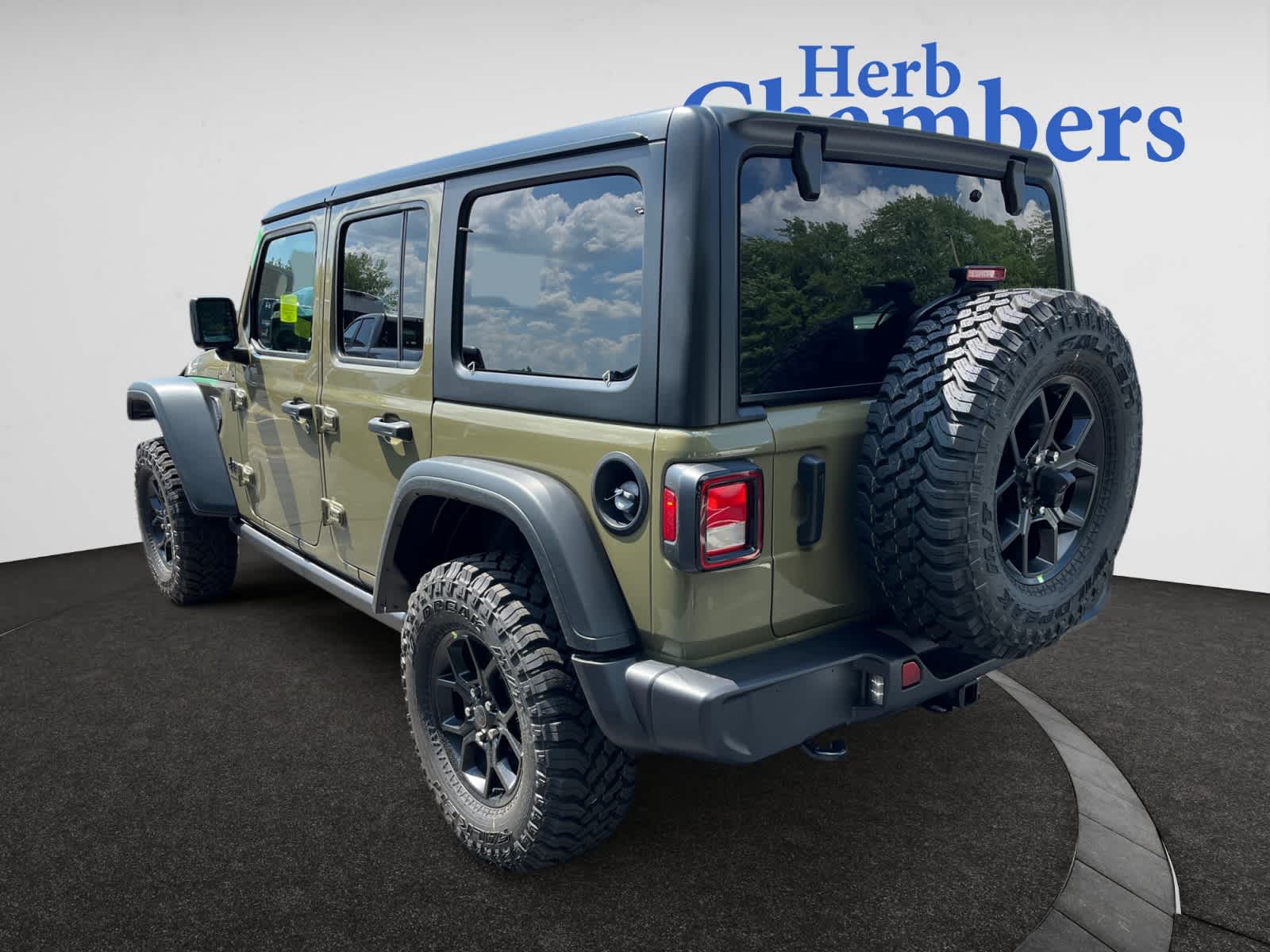 new 2025 Jeep Wrangler car, priced at $53,075