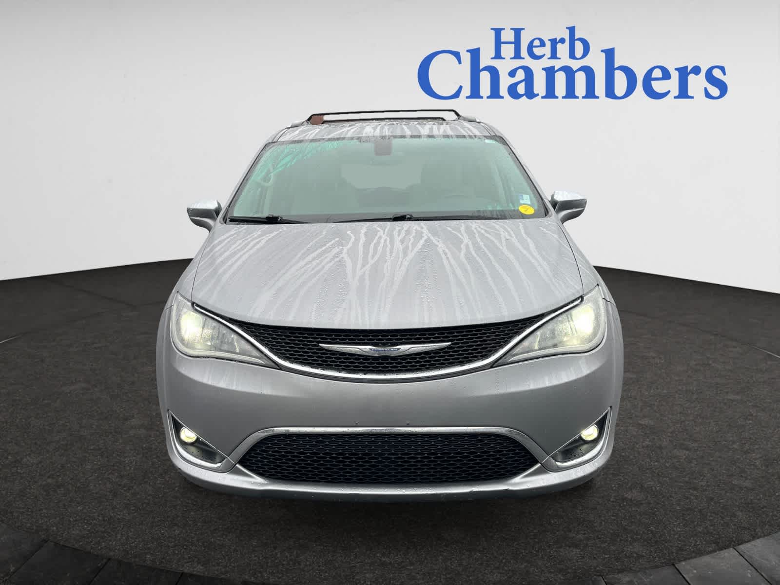 used 2018 Chrysler Pacifica car, priced at $17,371