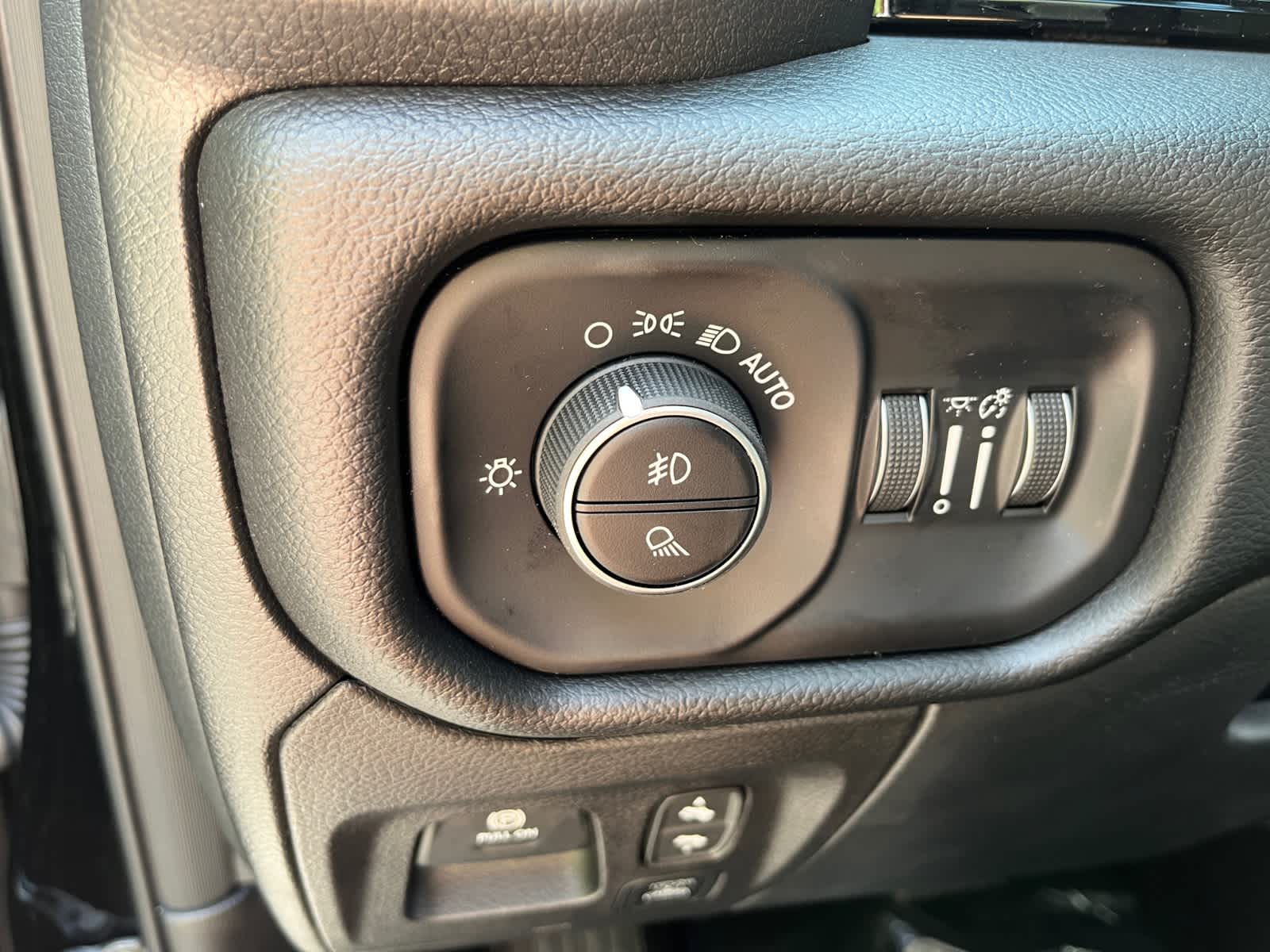 new 2026 Ram 1500 car, priced at $75,610