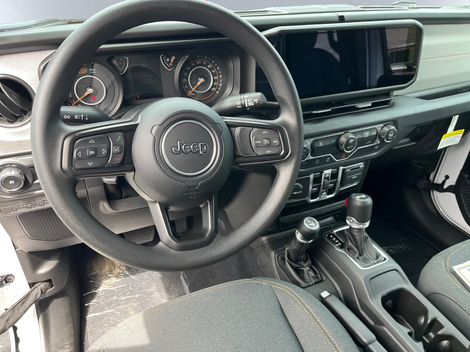 new 2025 Jeep Wrangler car, priced at $43,360