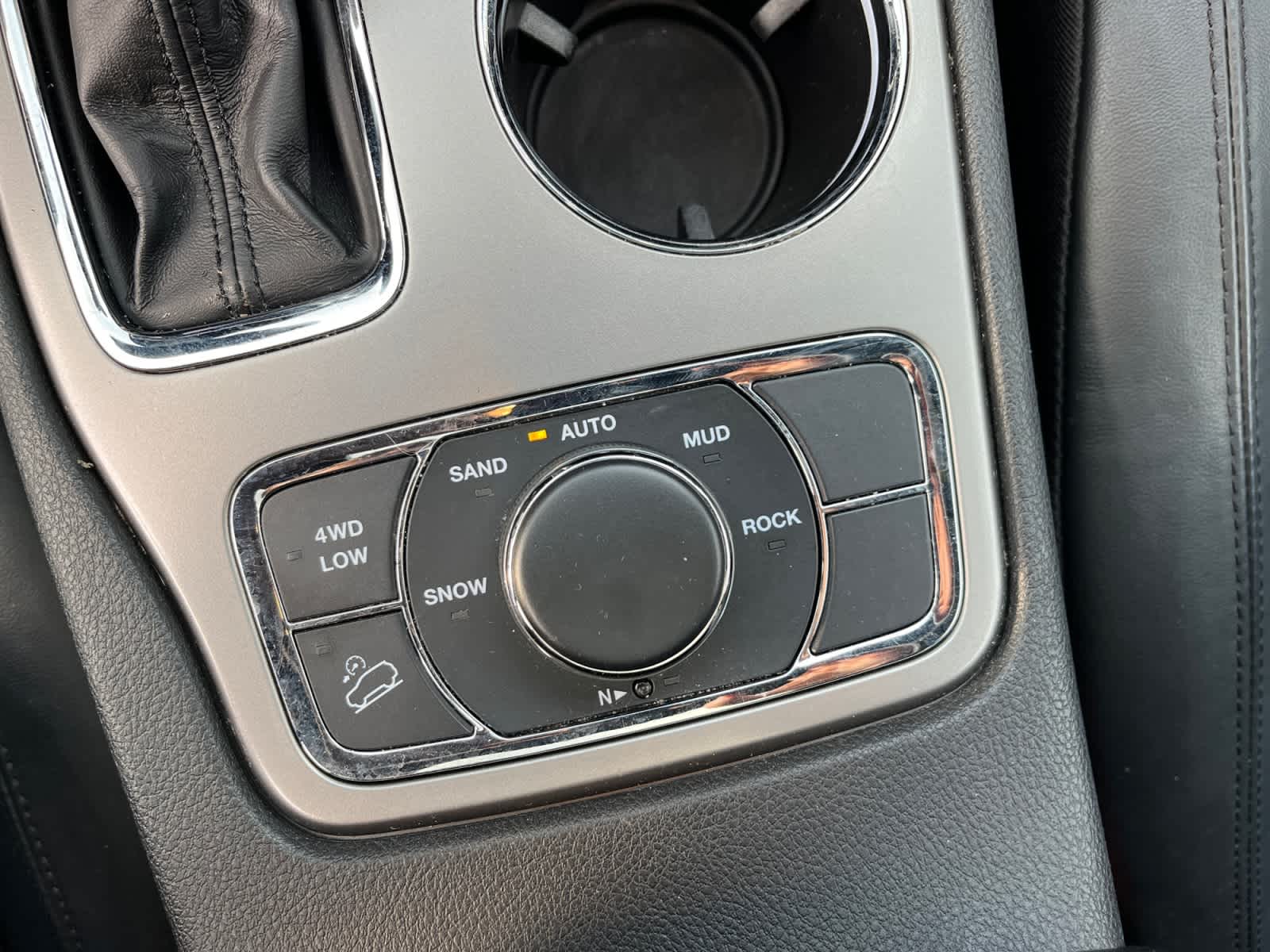 used 2022 Jeep Grand Cherokee WK car, priced at $29,646