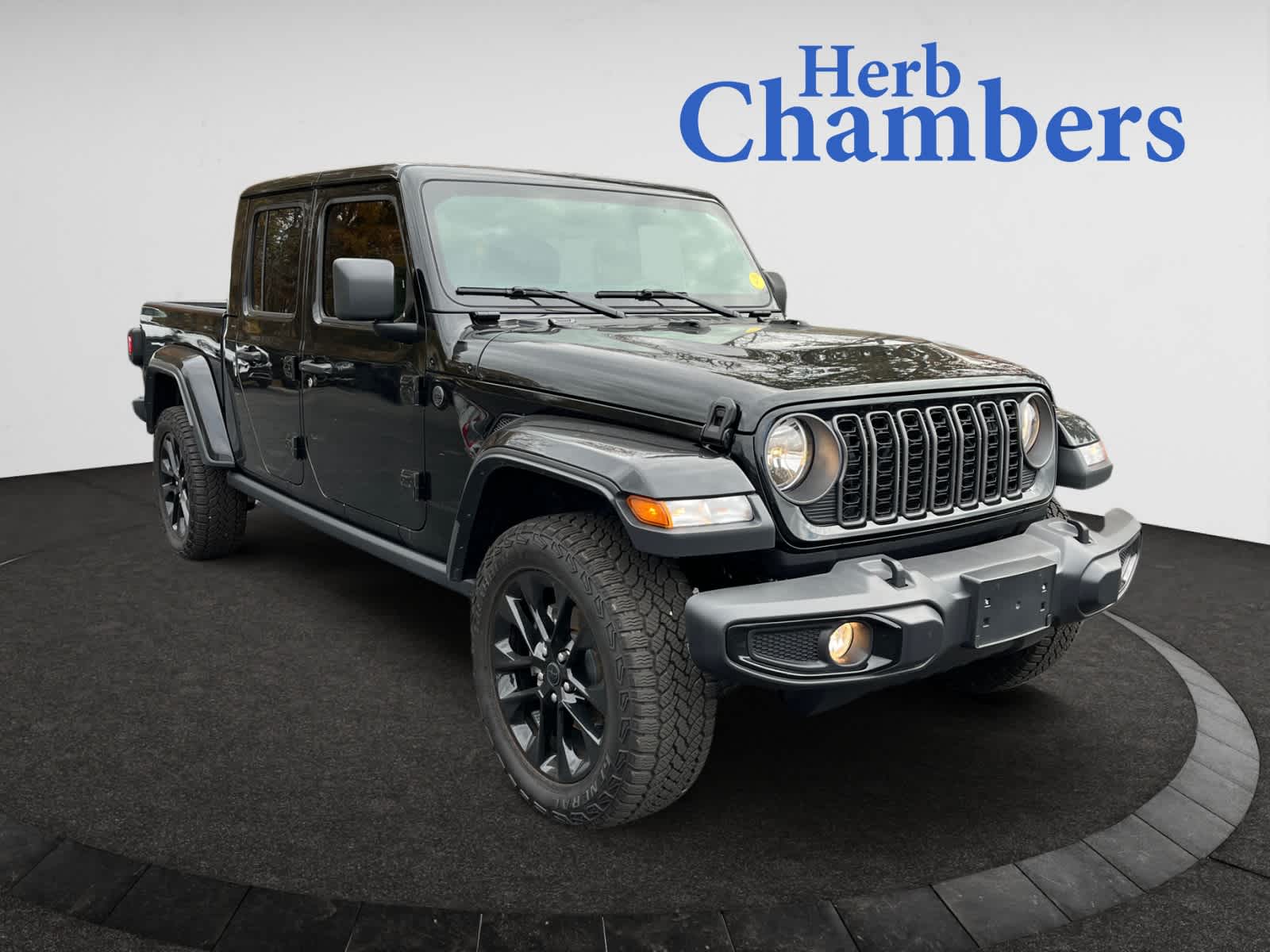 used 2025 Jeep Gladiator car, priced at $39,724