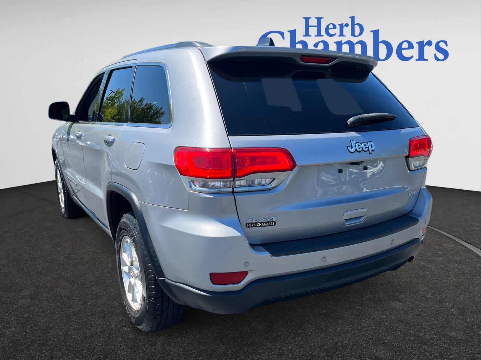 used 2018 Jeep Grand Cherokee car, priced at $14,487