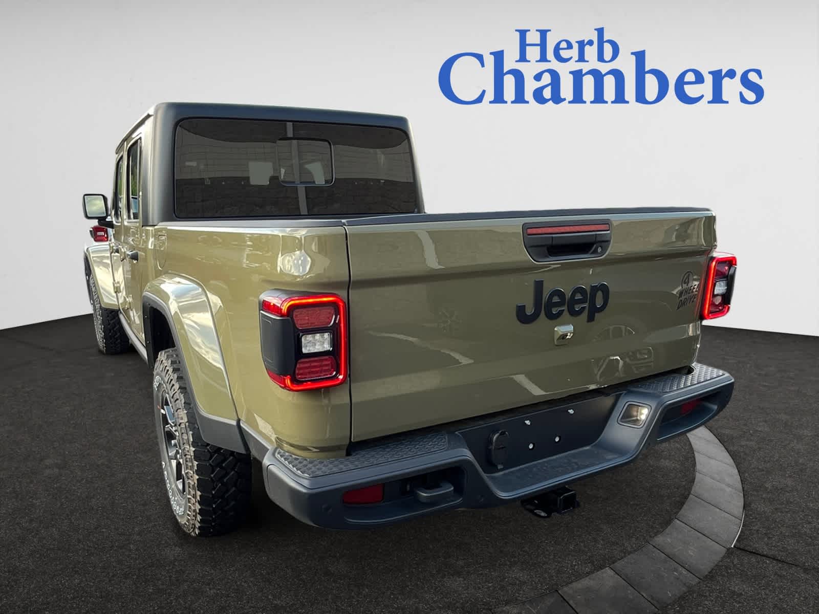 new 2025 Jeep Gladiator car, priced at $52,790