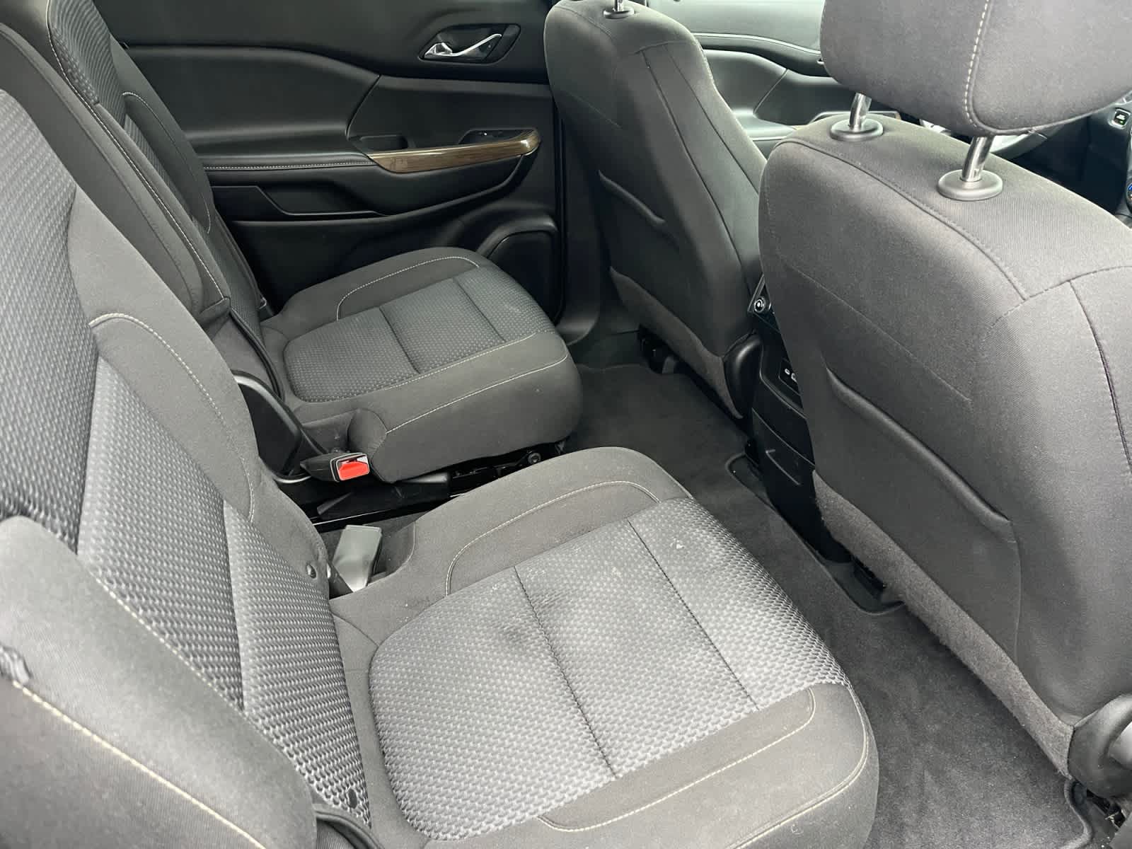 used 2022 GMC Acadia car, priced at $26,115