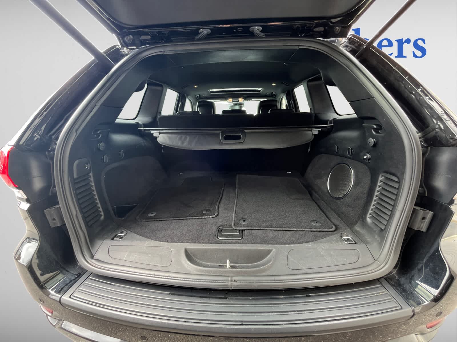 used 2021 Jeep Grand Cherokee car, priced at $25,987