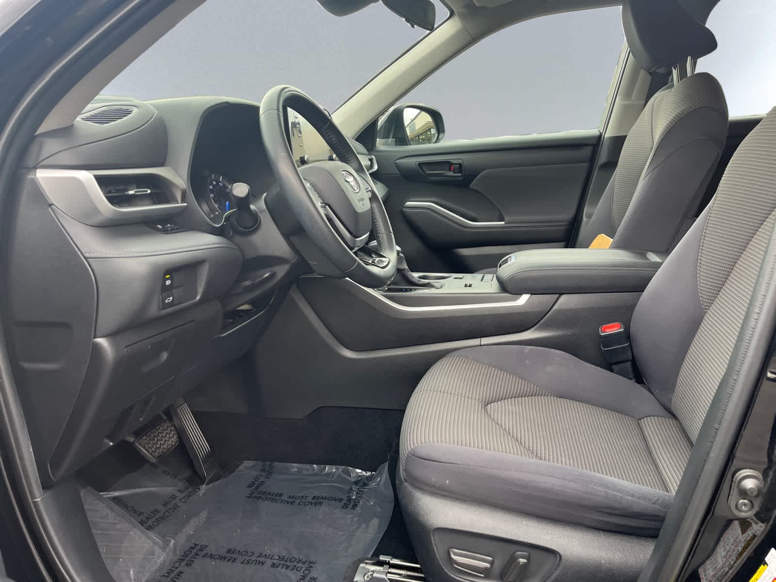 used 2020 Toyota Highlander car, priced at $26,894