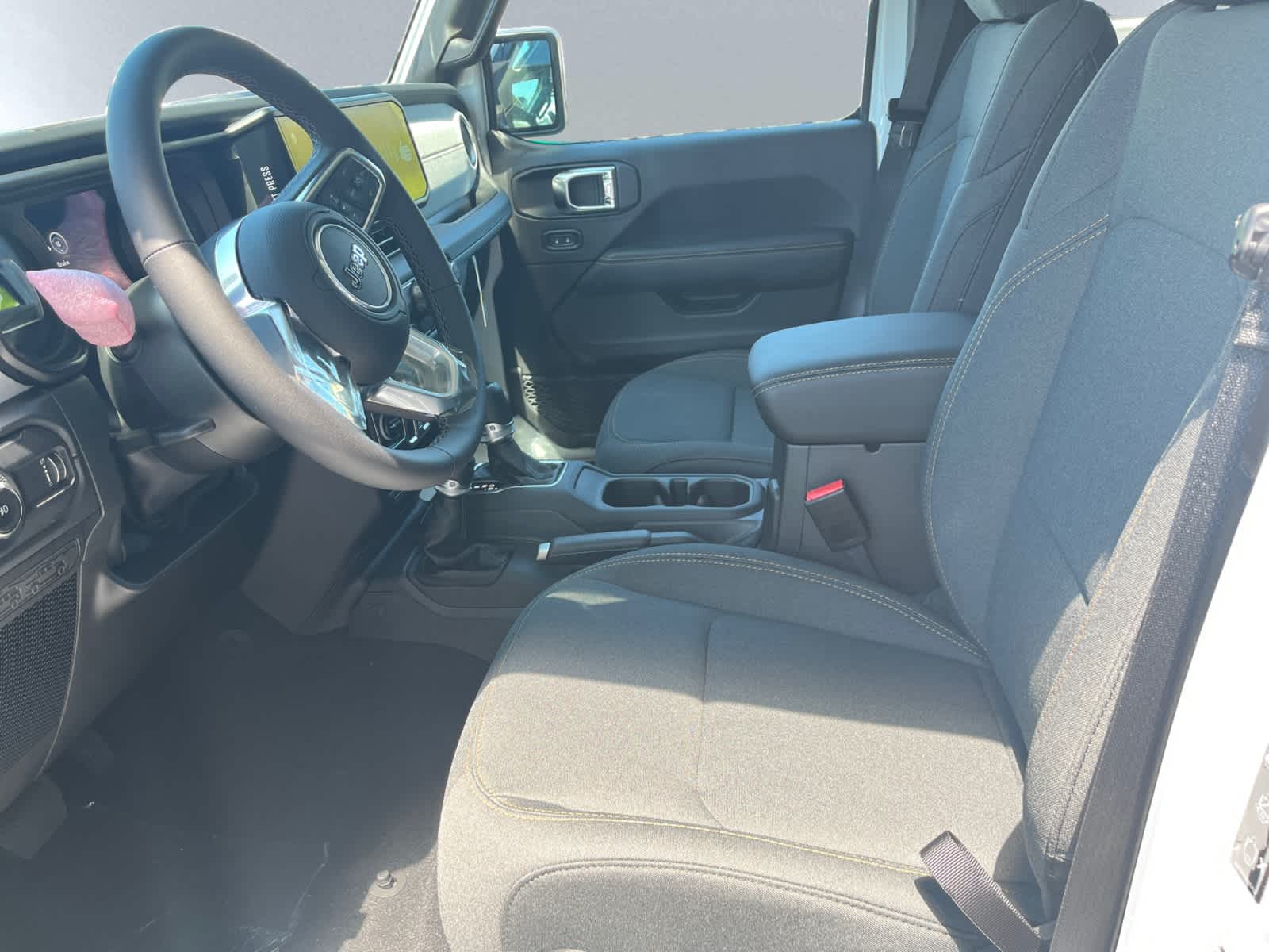new 2025 Jeep Wrangler car, priced at $53,530