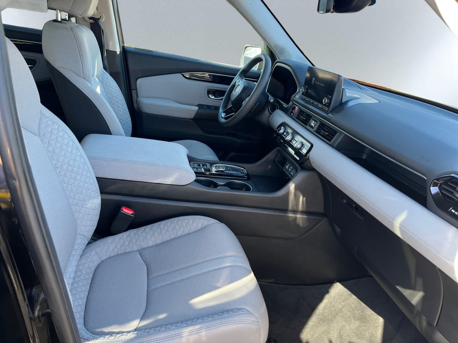 used 2023 Honda Pilot car, priced at $33,043