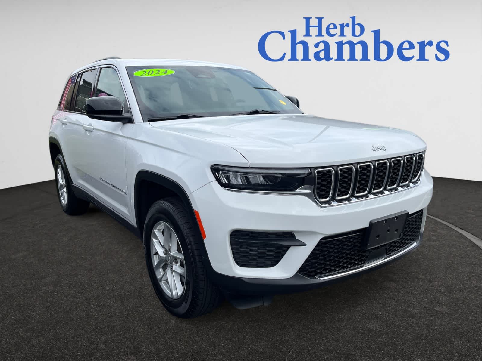 used 2024 Jeep Grand Cherokee car, priced at $32,280