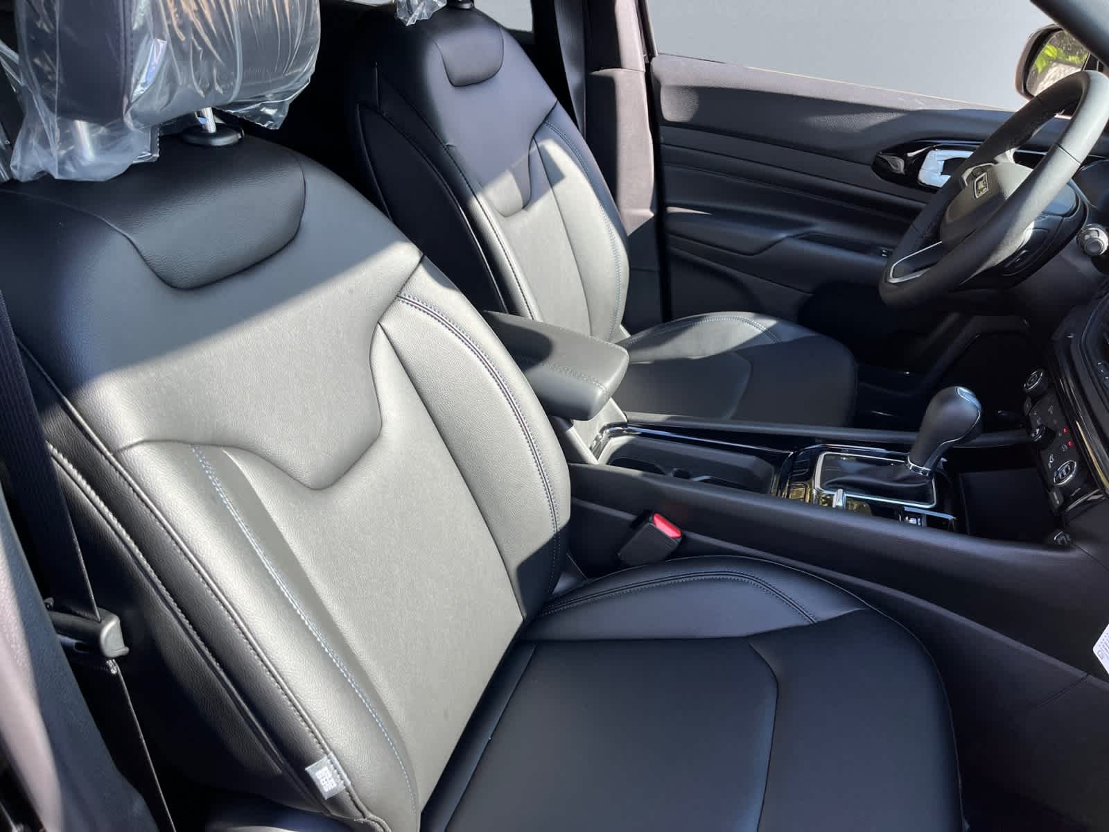 new 2025 Jeep Compass car, priced at $39,105