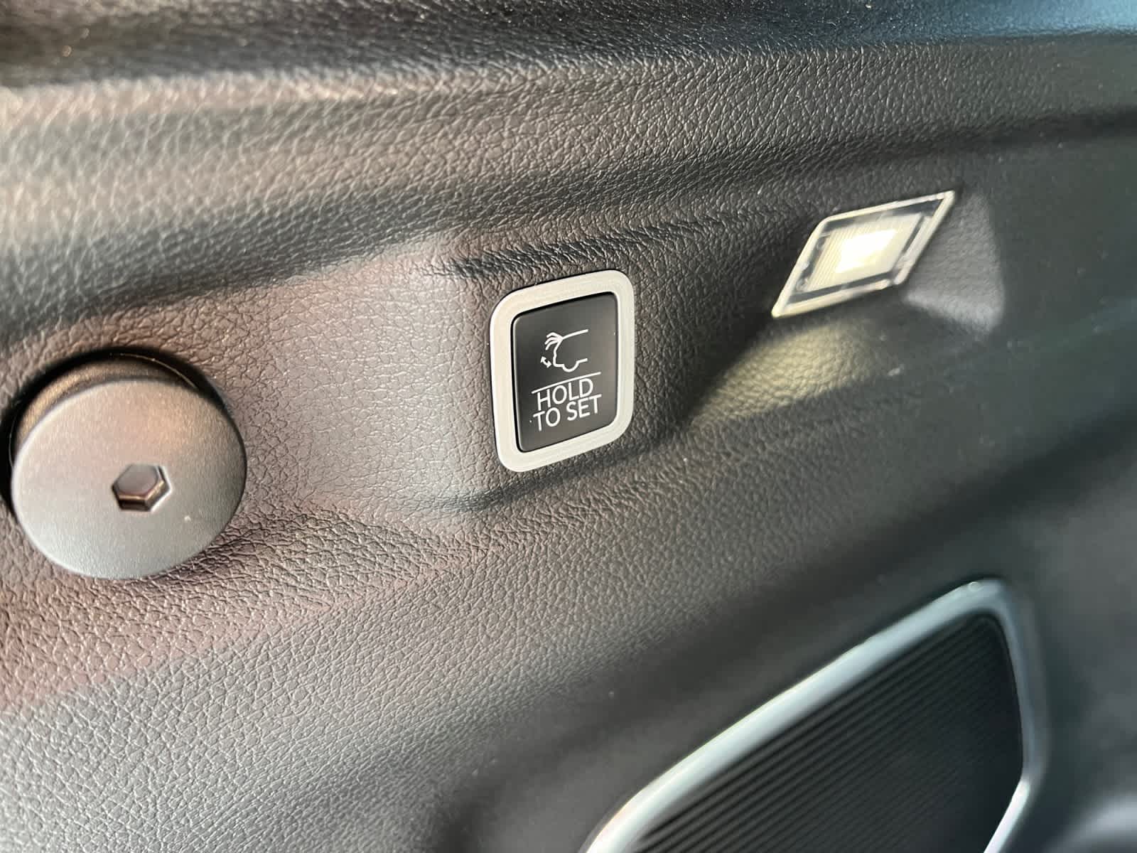 used 2024 Jeep Grand Cherokee L car, priced at $37,981