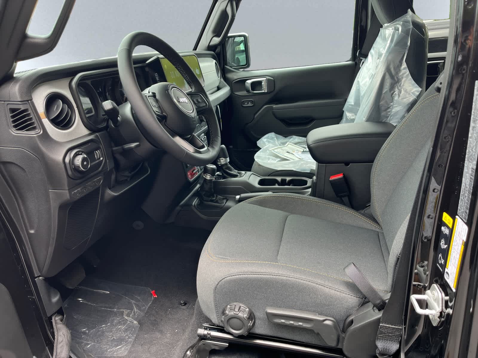 new 2025 Jeep Wrangler car, priced at $53,075
