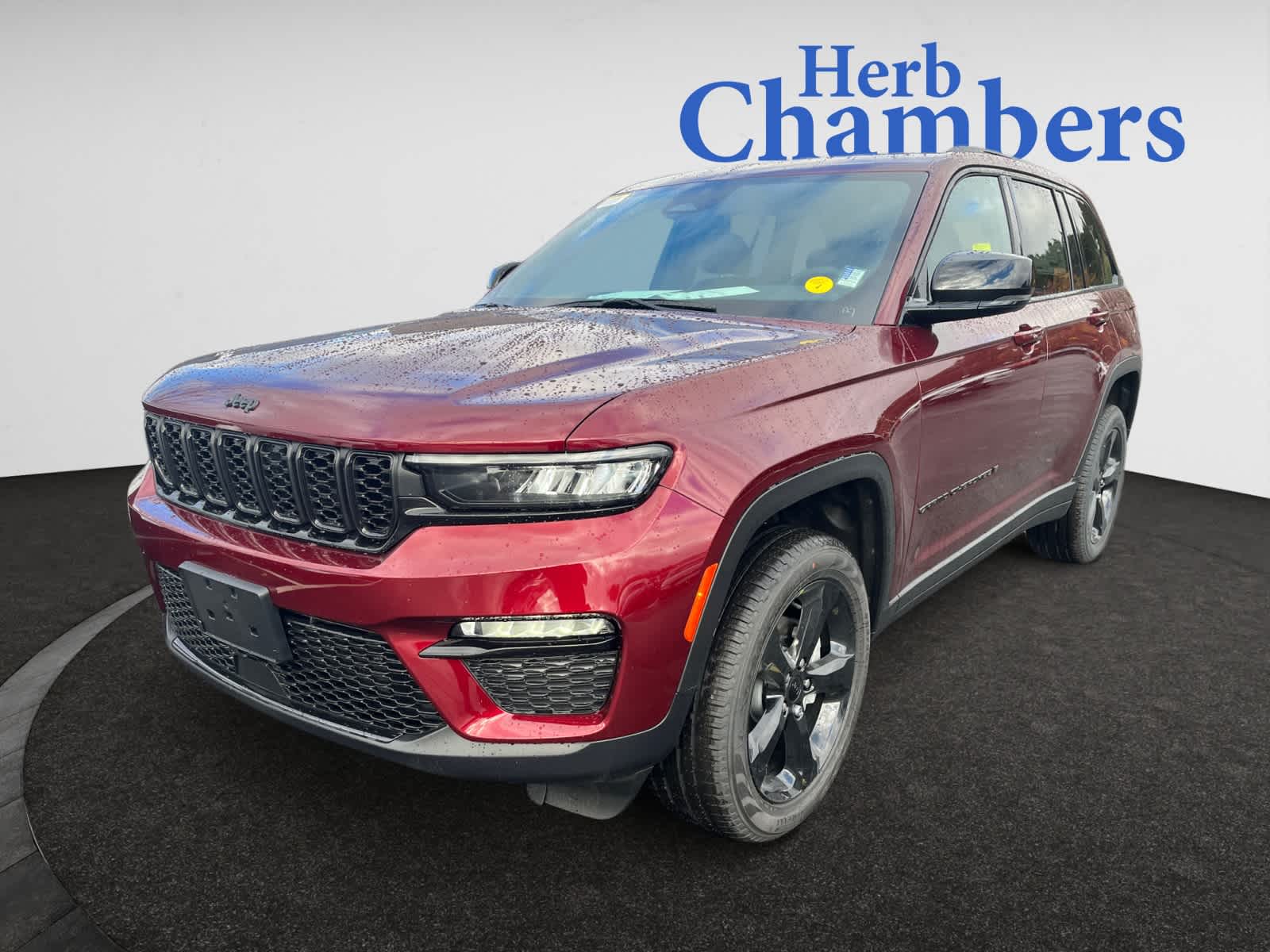 new 2025 Jeep Grand Cherokee car, priced at $48,635
