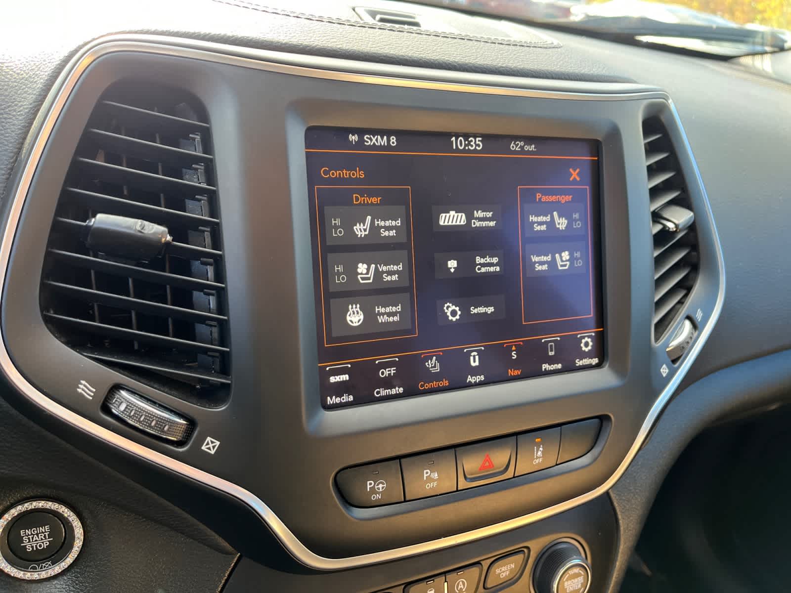 used 2023 Jeep Cherokee car, priced at $27,194