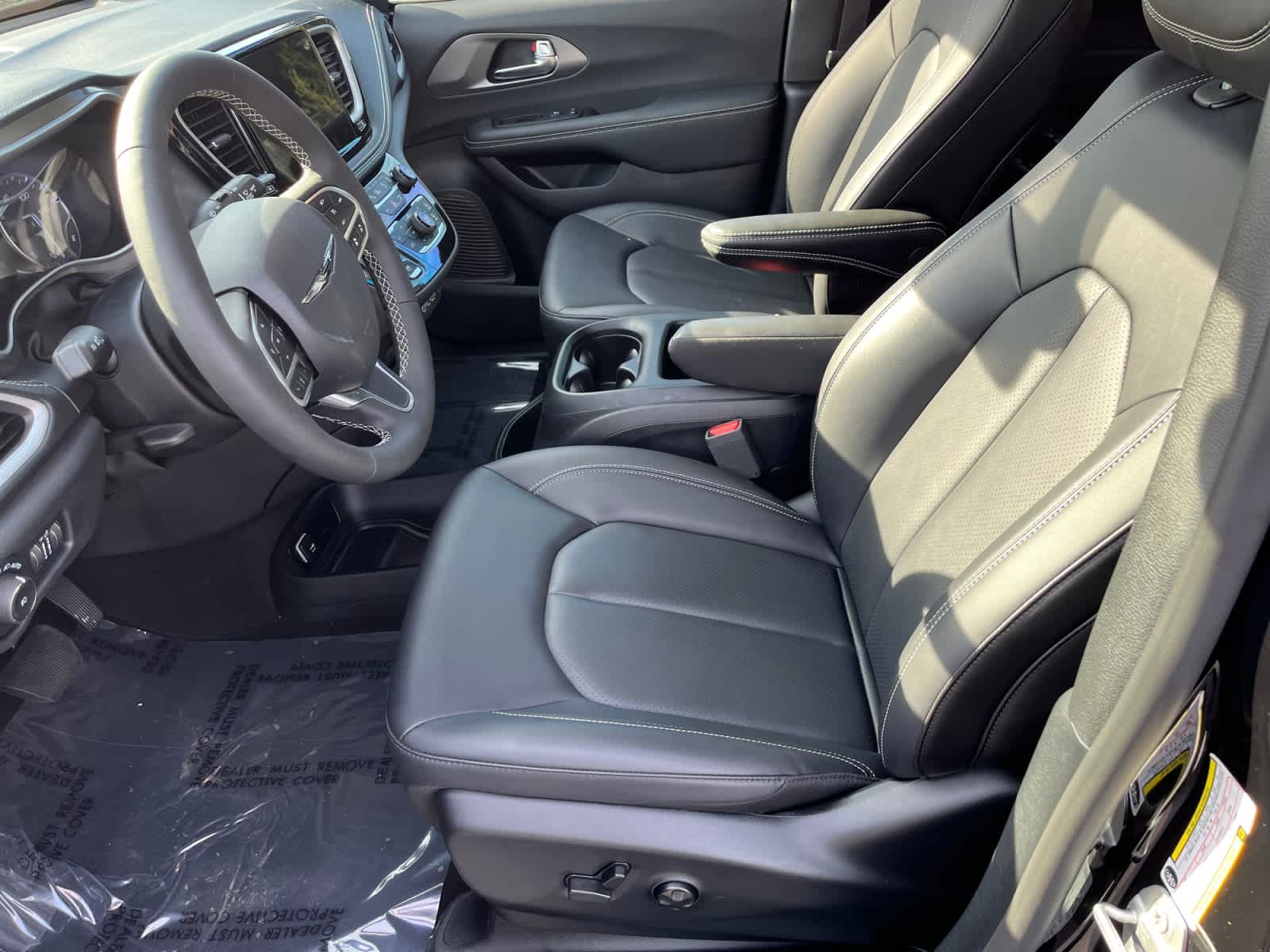 used 2025 Chrysler Pacifica car, priced at $42,216