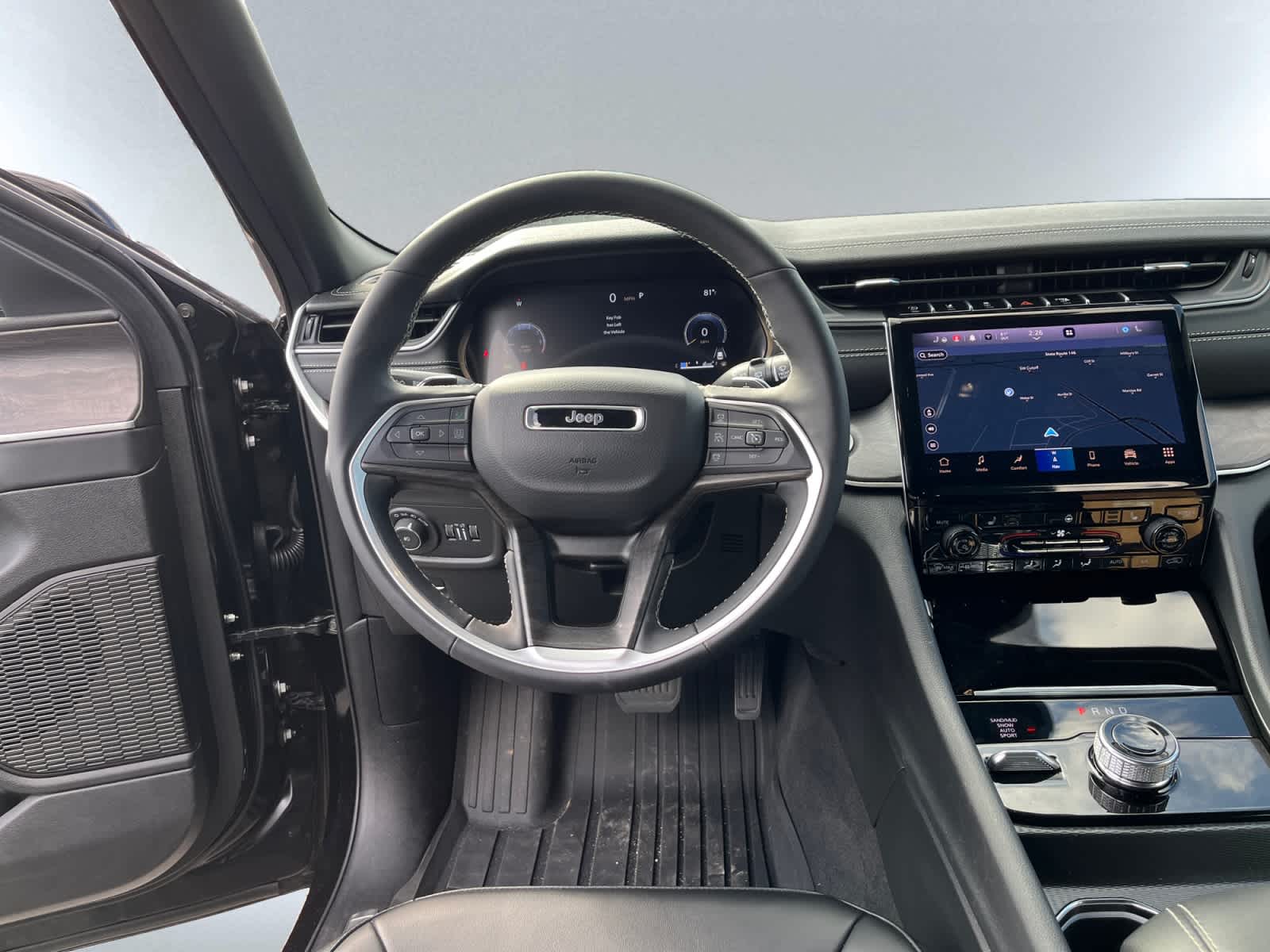 used 2025 Jeep Grand Cherokee L car, priced at $41,473