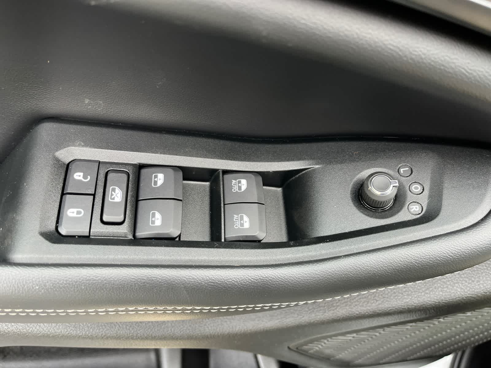 used 2024 Jeep Grand Cherokee car, priced at $32,280