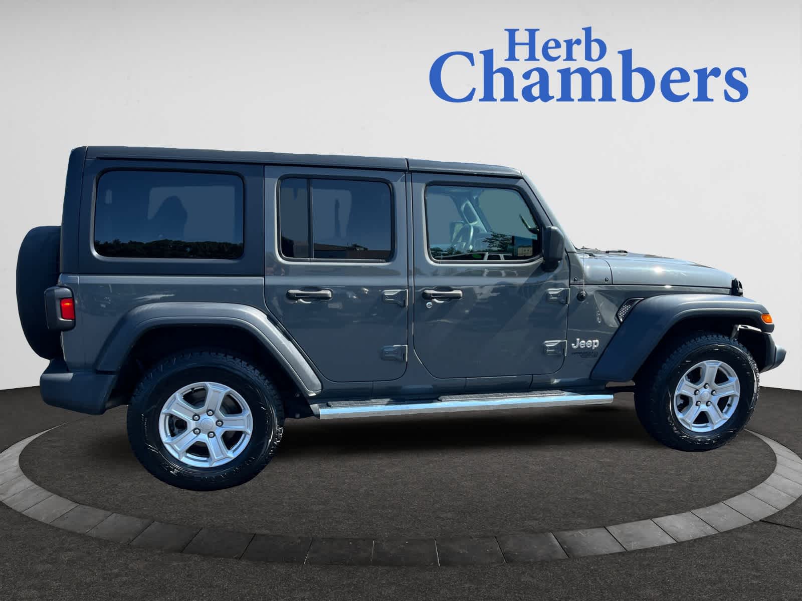 used 2018 Jeep Wrangler Unlimited car, priced at $20,487